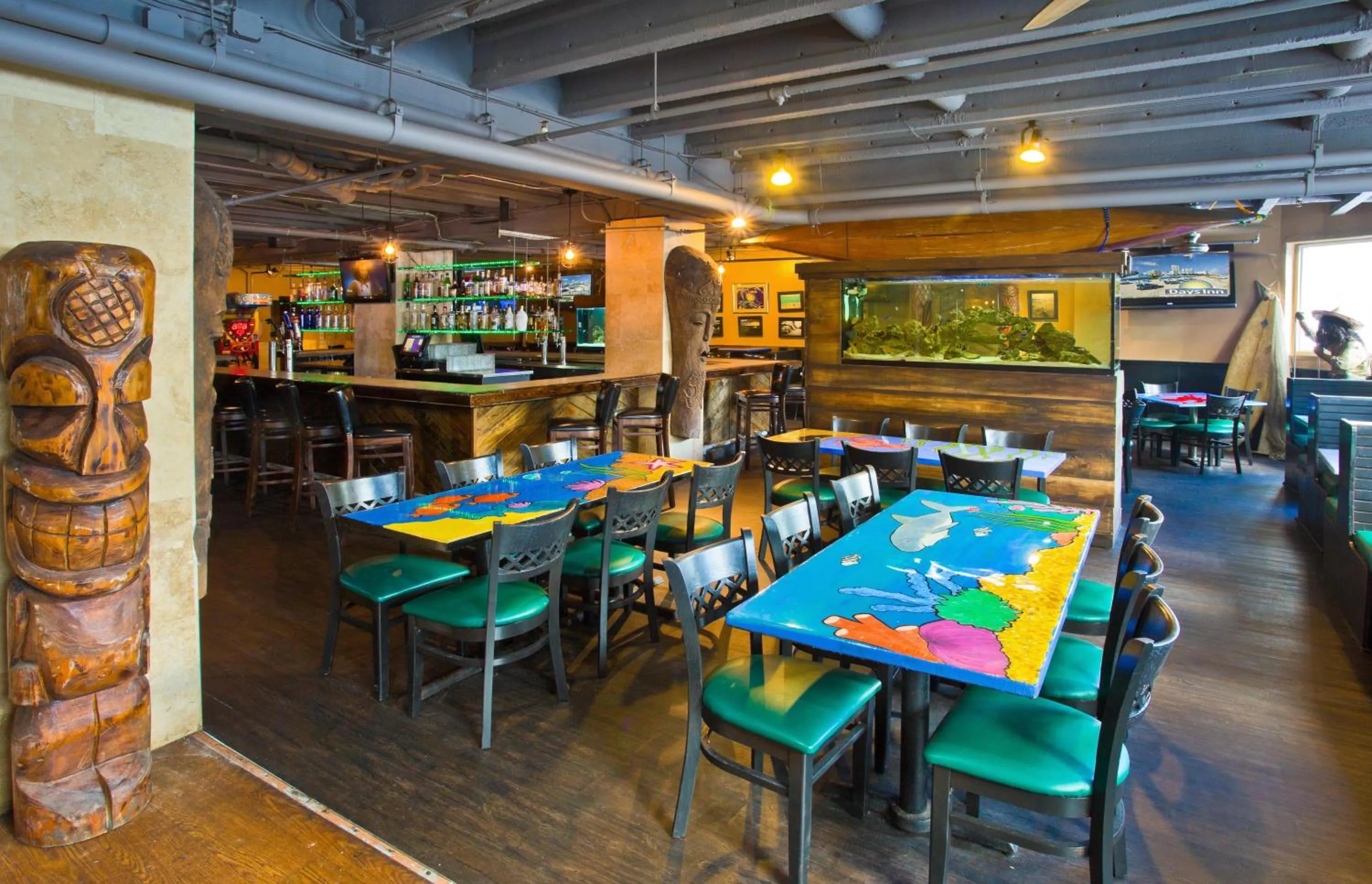 Lounge or bar in Lexington by Hotel RL Miami Beach