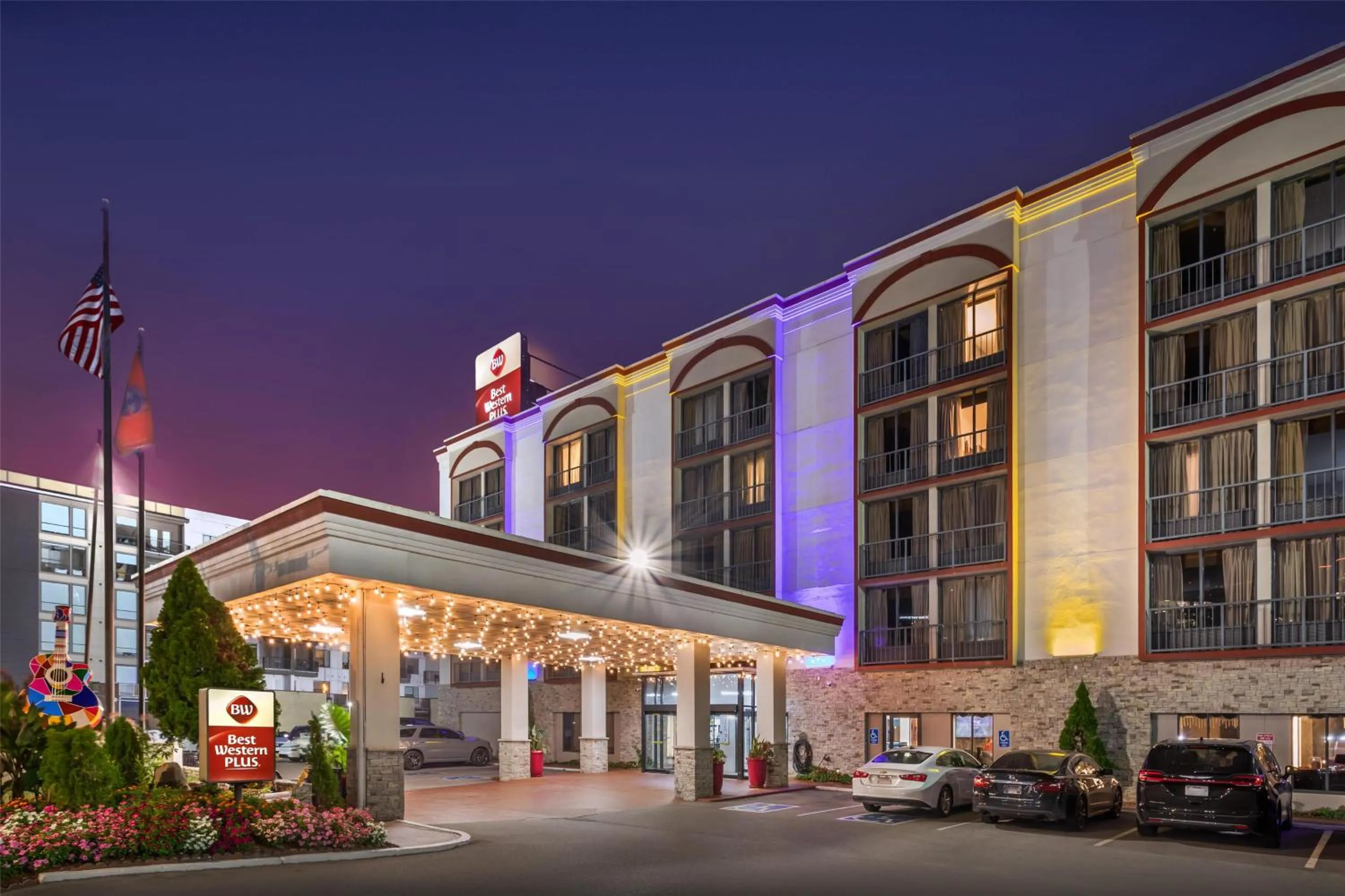 Property building in Best Western Downtown PLUS Music Row
