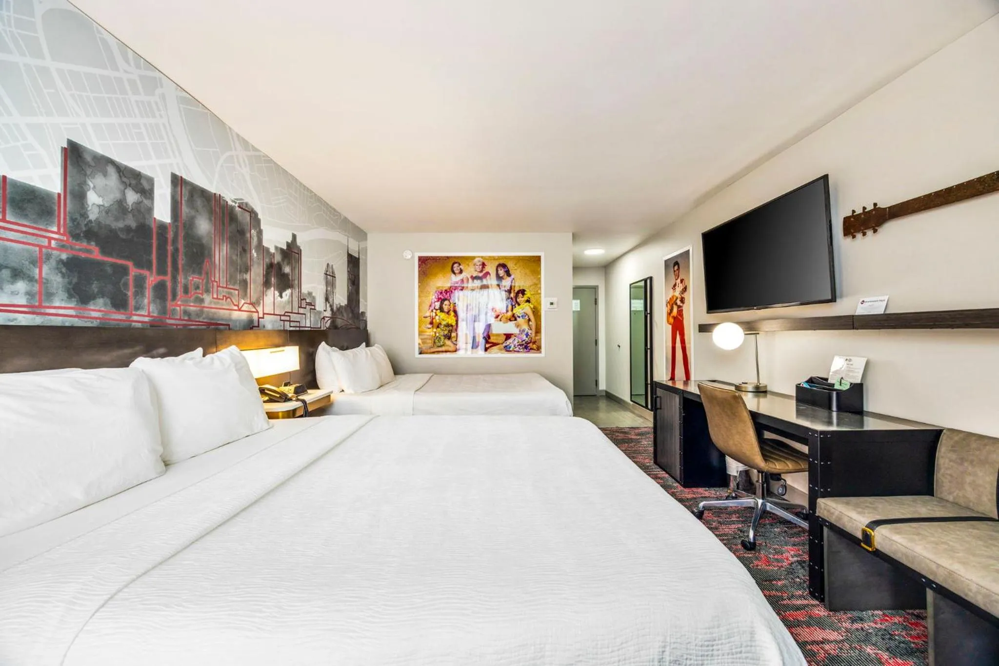 Property building, Bed in Best Western Downtown PLUS Music Row