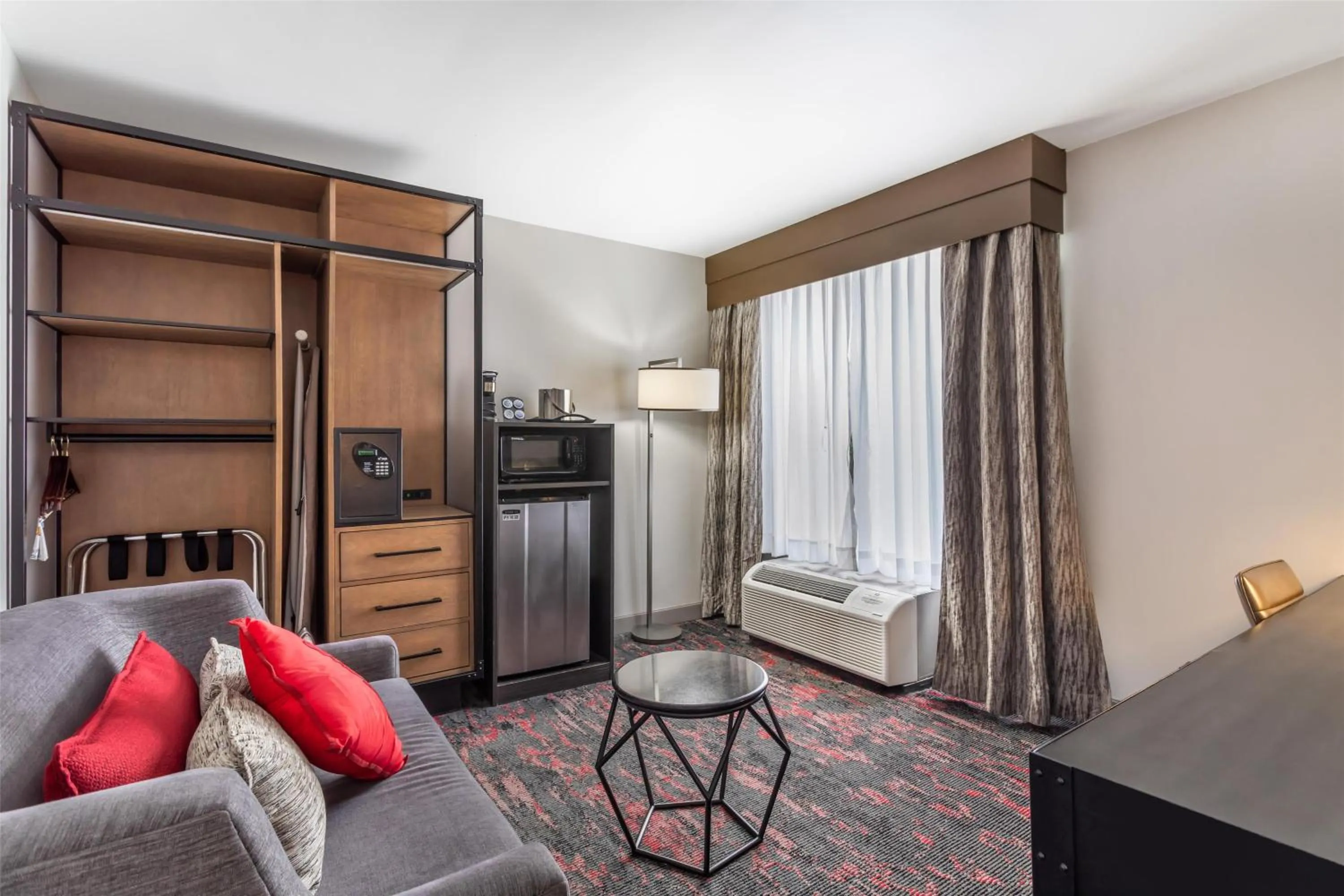 Bedroom, Bed in Best Western Downtown PLUS Music Row
