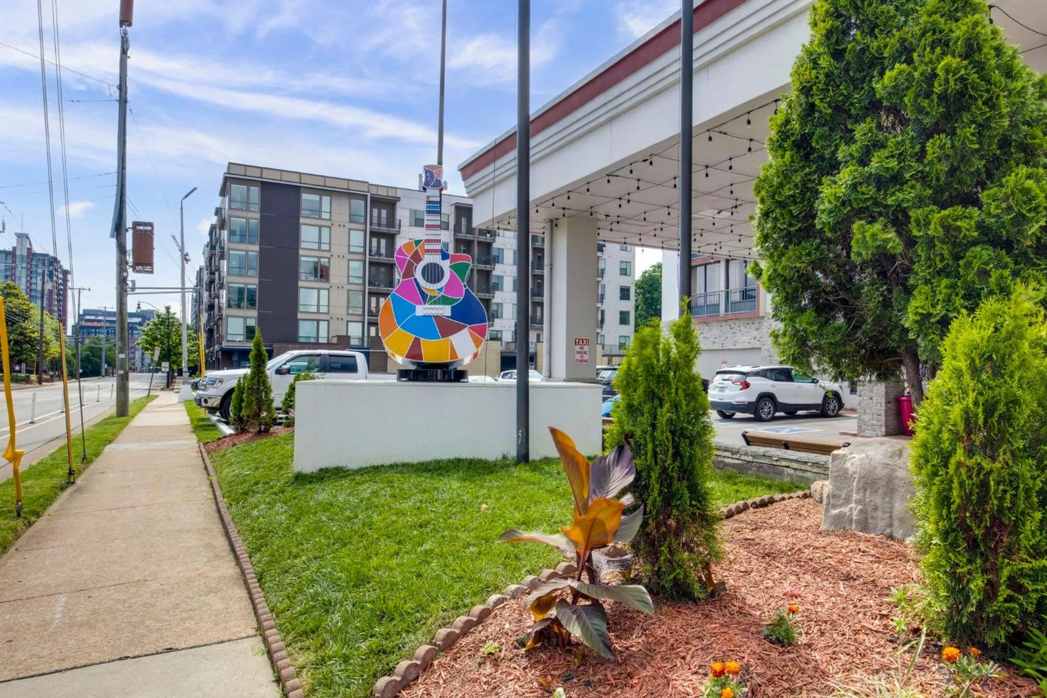 Property building in Best Western Downtown PLUS Music Row