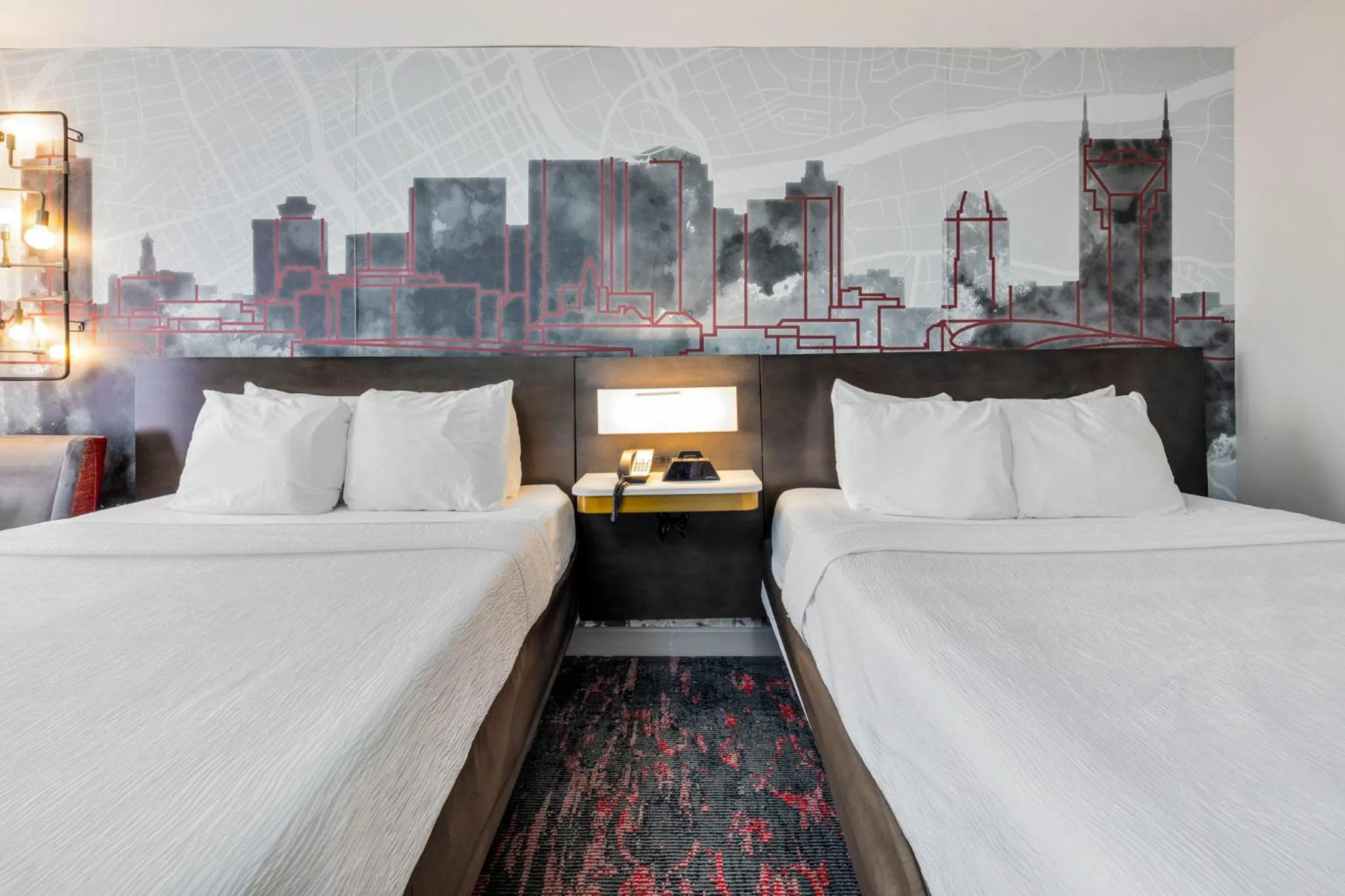 Property building, Bed in Best Western Downtown PLUS Music Row