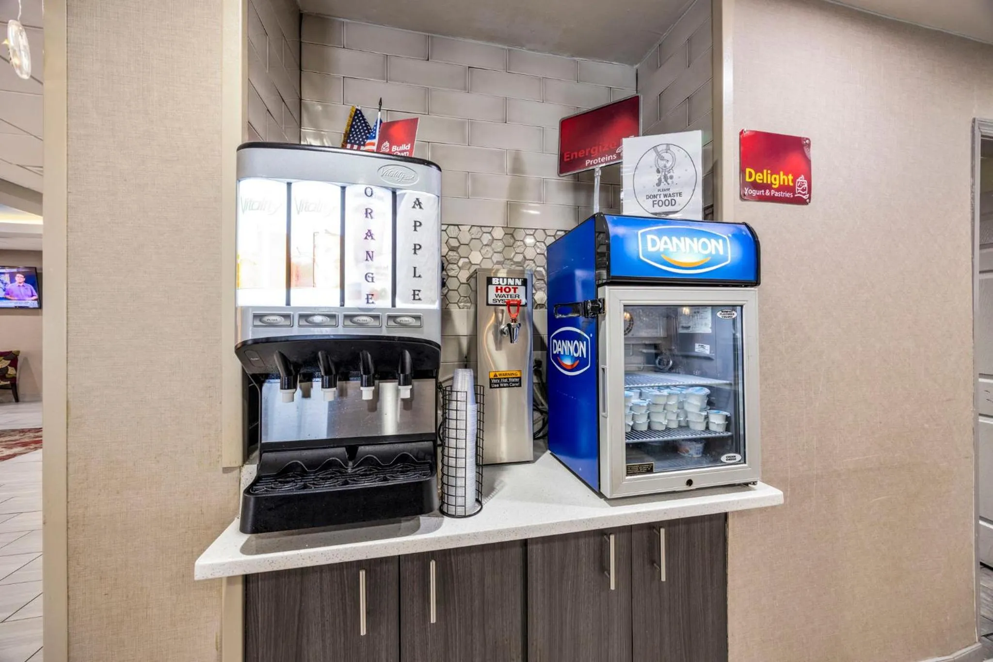 Breakfast in Best Western Downtown PLUS Music Row