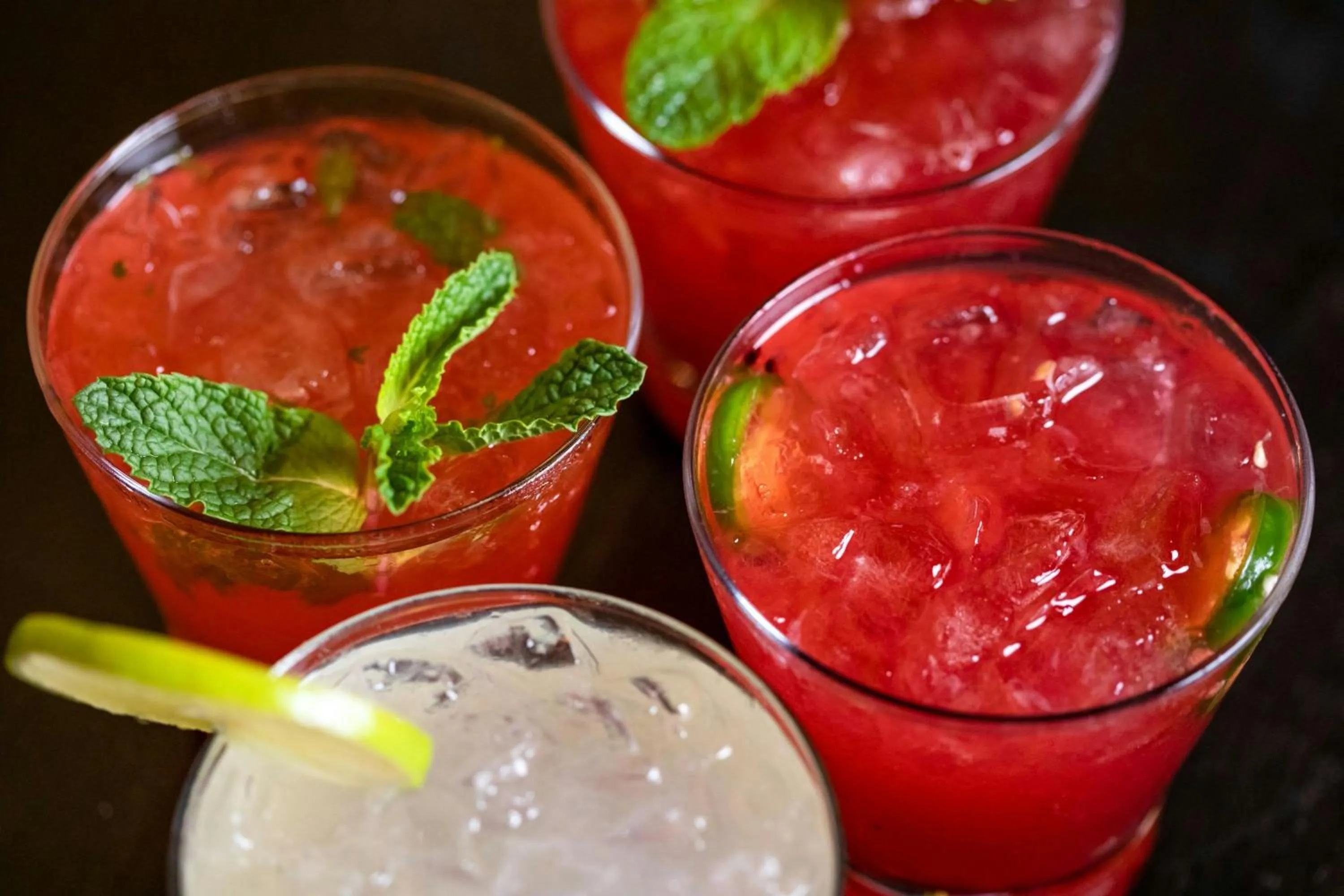 Restaurant/places to eat in The Westin Oaks Houston at the Galleria