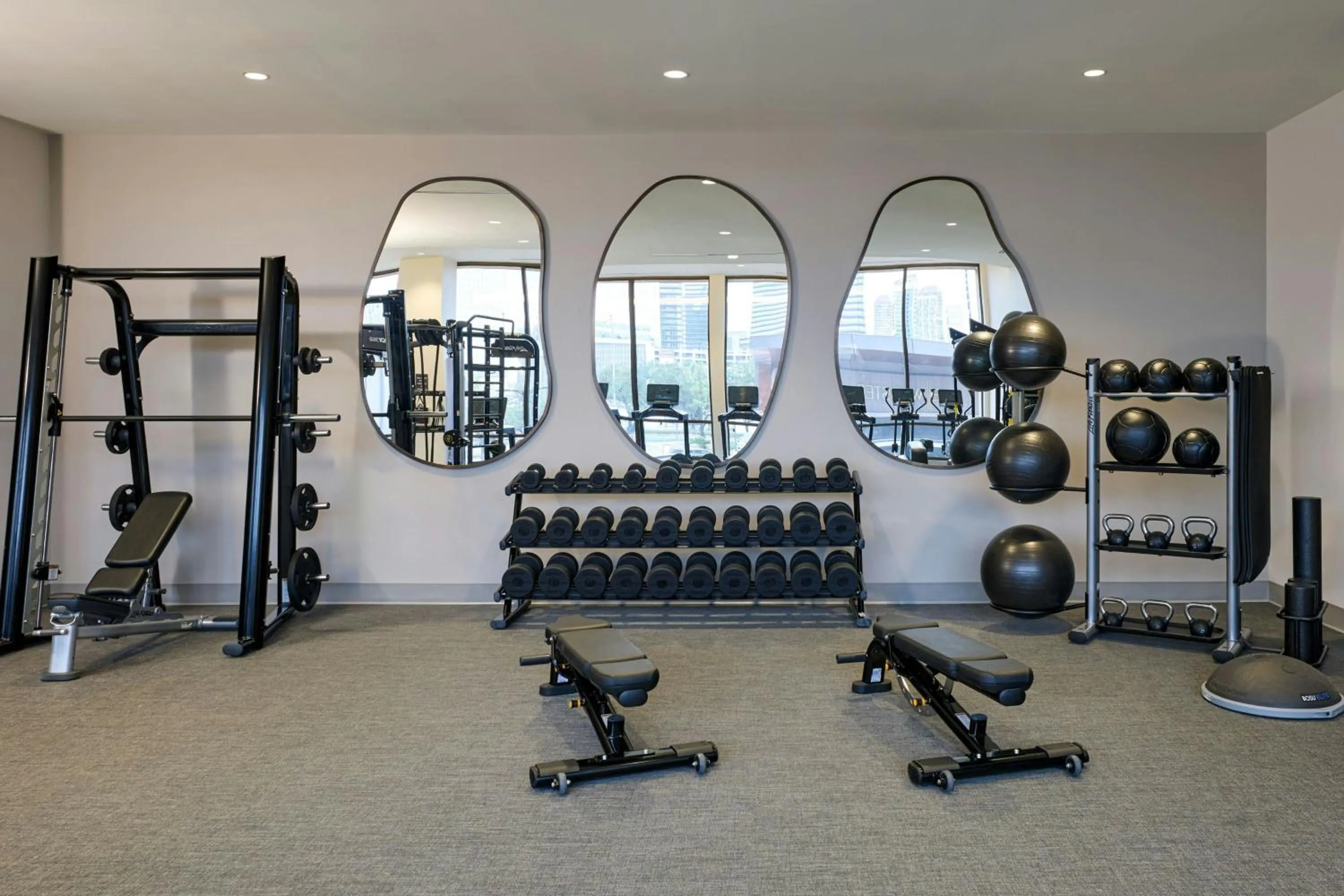 Fitness centre/facilities in The Westin Oaks Houston at the Galleria