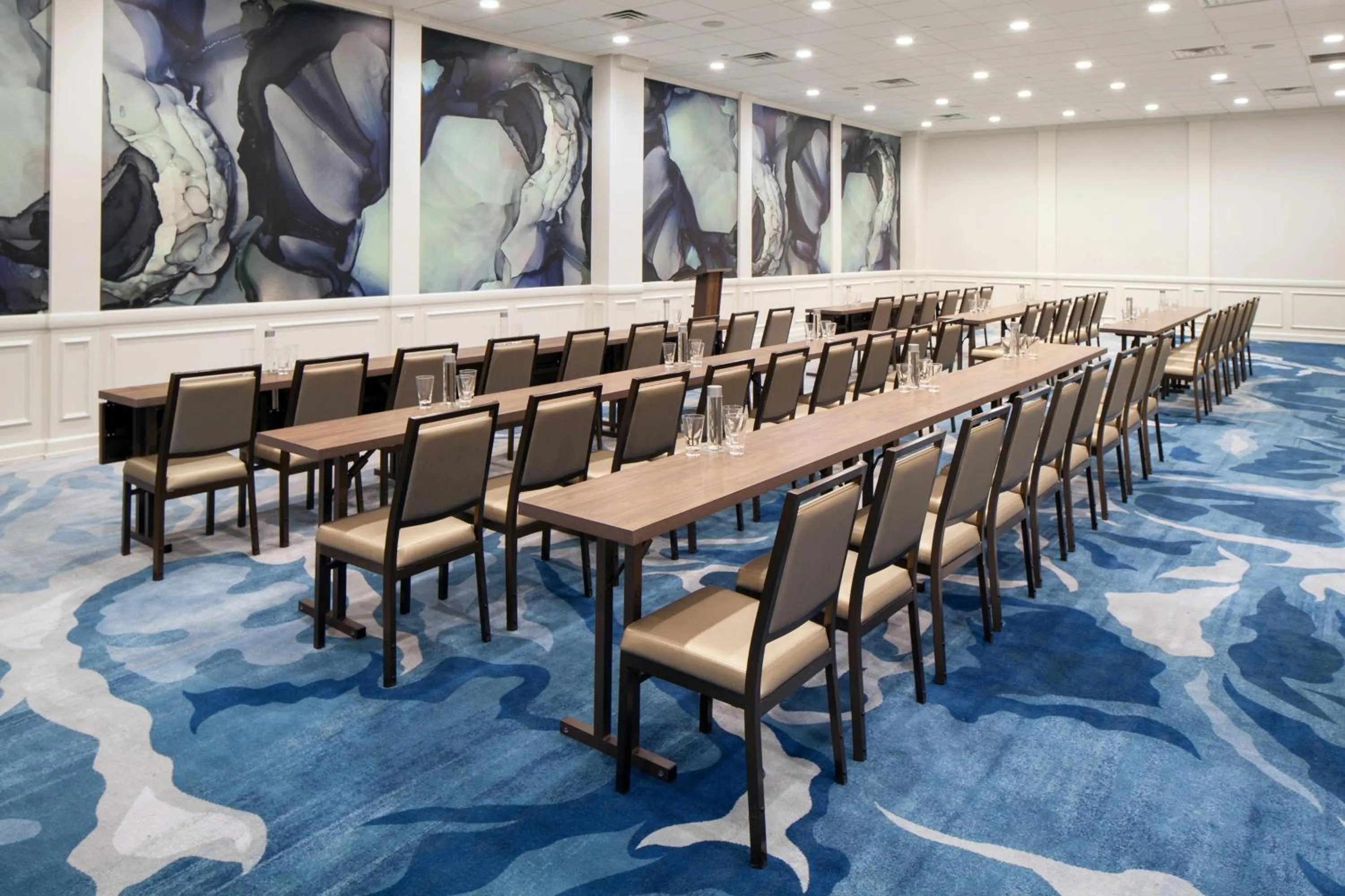 Meeting/conference room in The Westin Oaks Houston at the Galleria