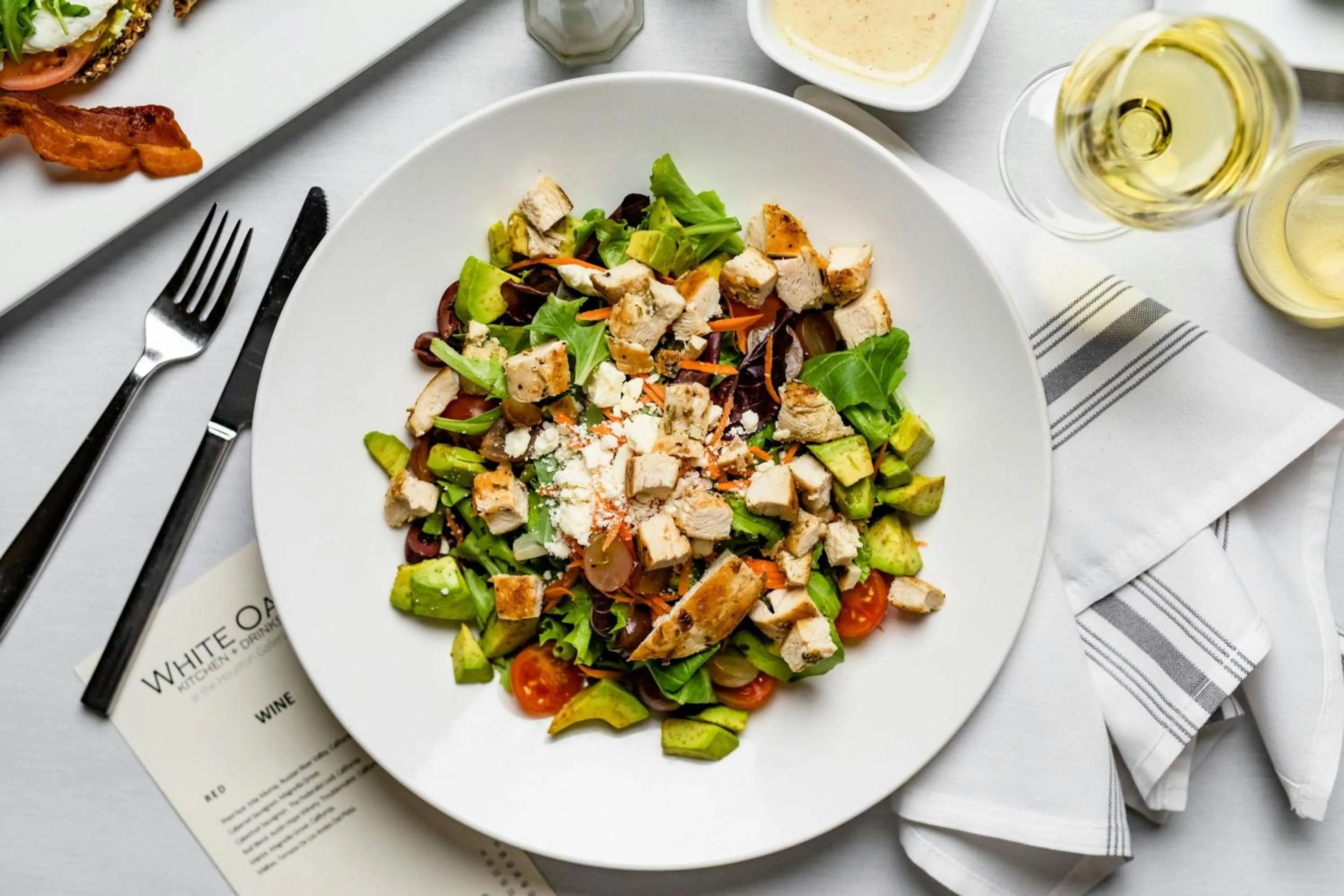 Restaurant/places to eat in The Westin Oaks Houston at the Galleria