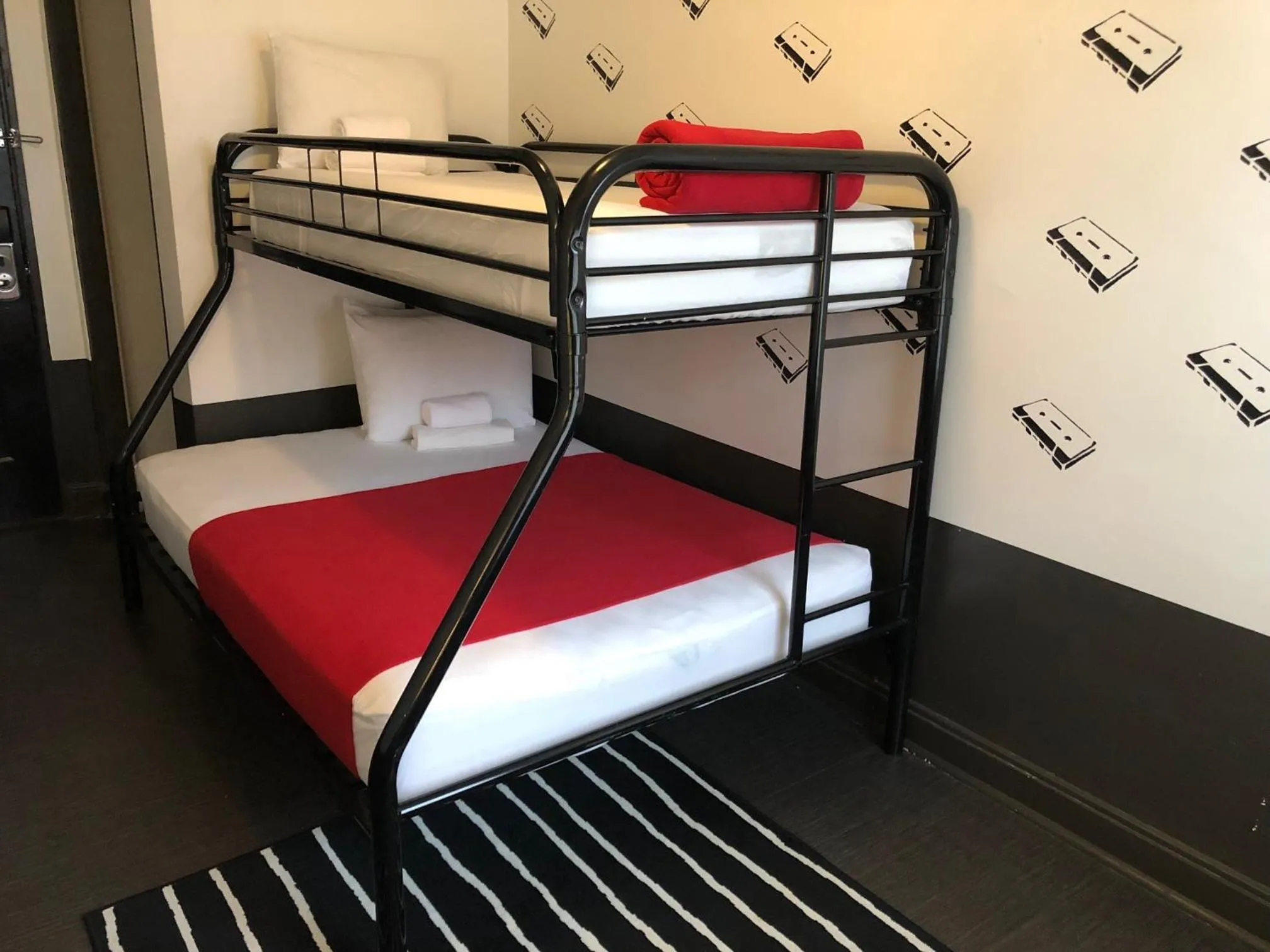 bunk bed in Chicago Getaway Hostel