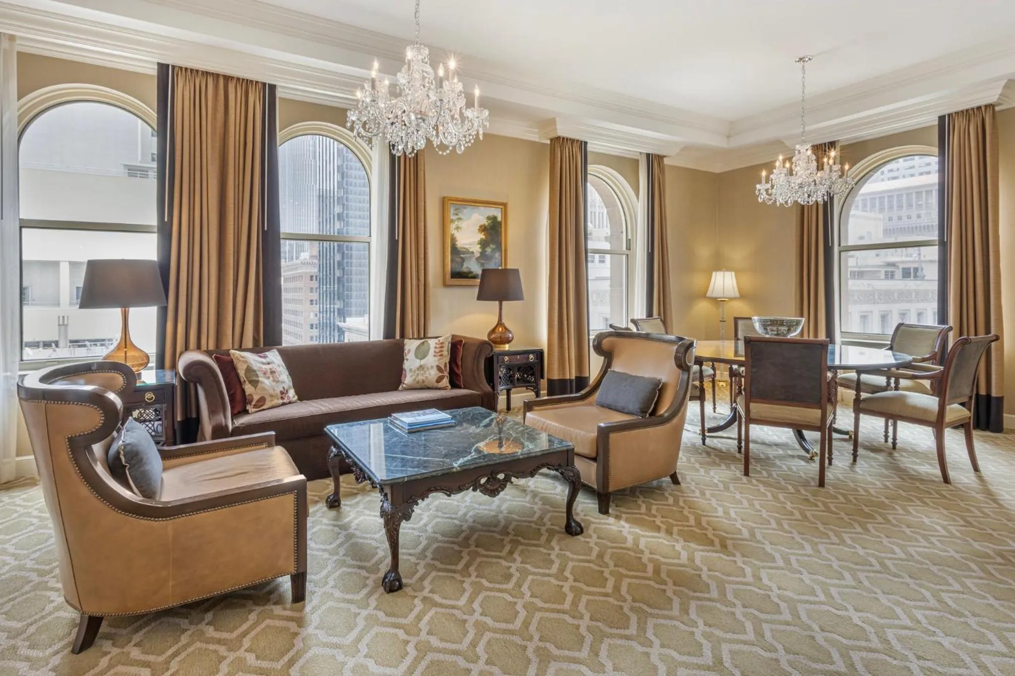 Living room in Omni San Francisco