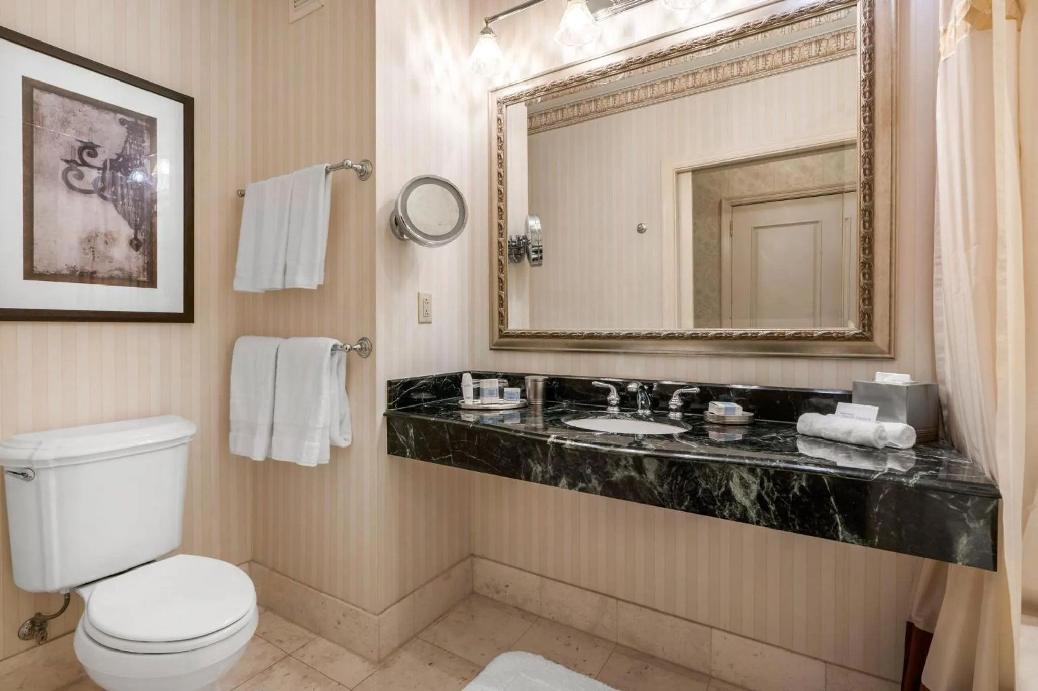 Bathroom in Omni San Francisco