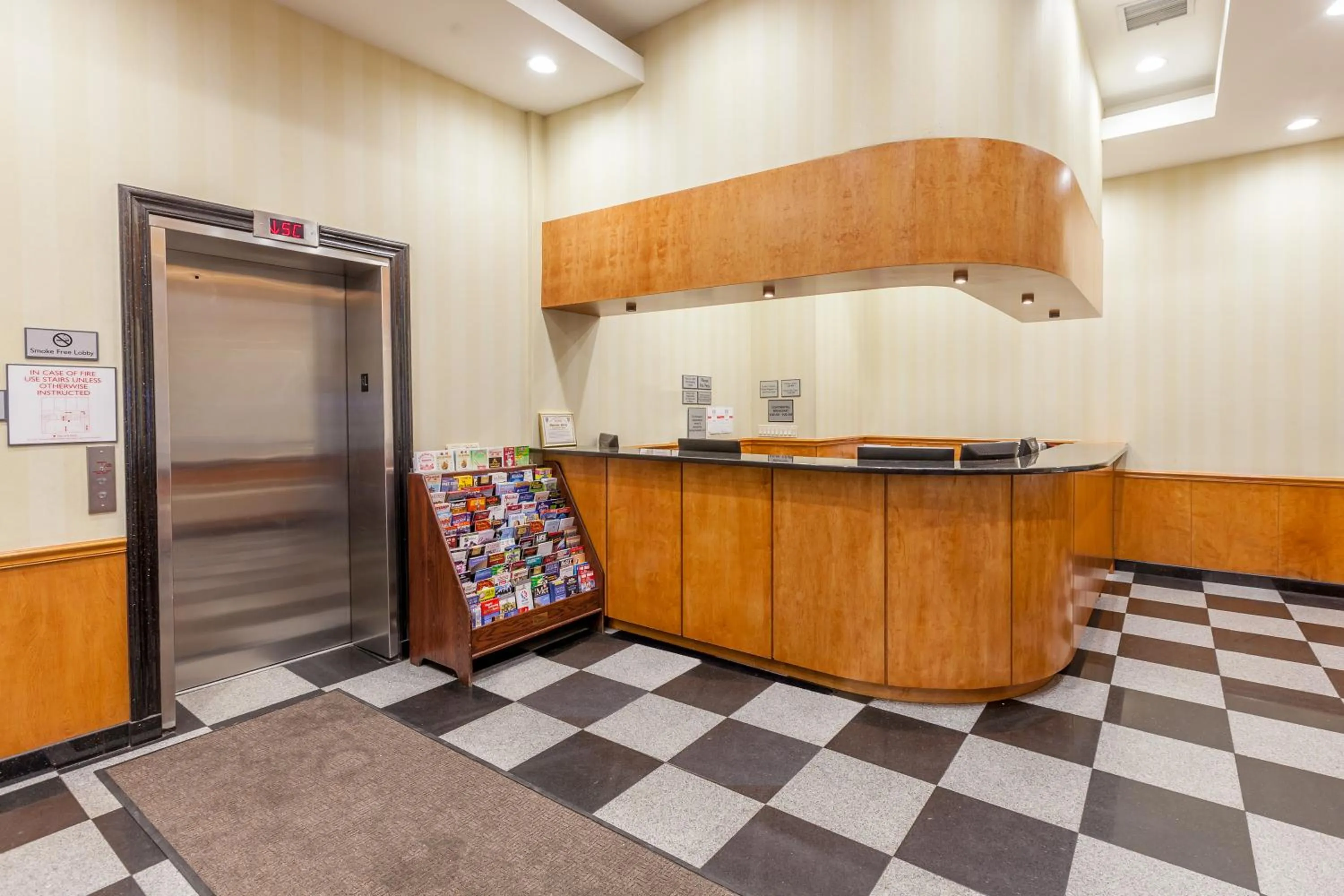 Property building, Lobby/Reception in Royal Stay Hotel