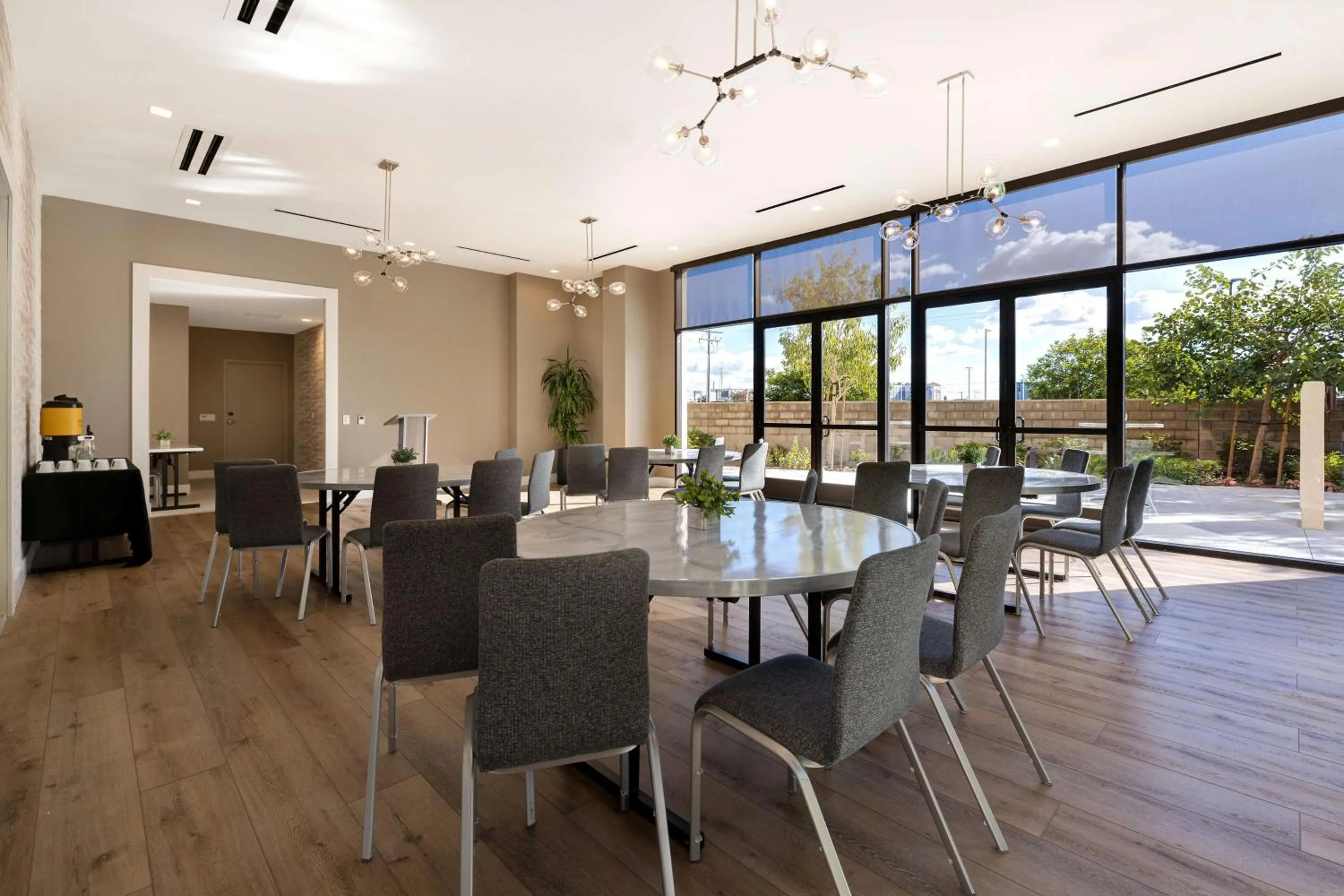 Meeting/conference room in Home2 Suites By Hilton Anaheim Resort