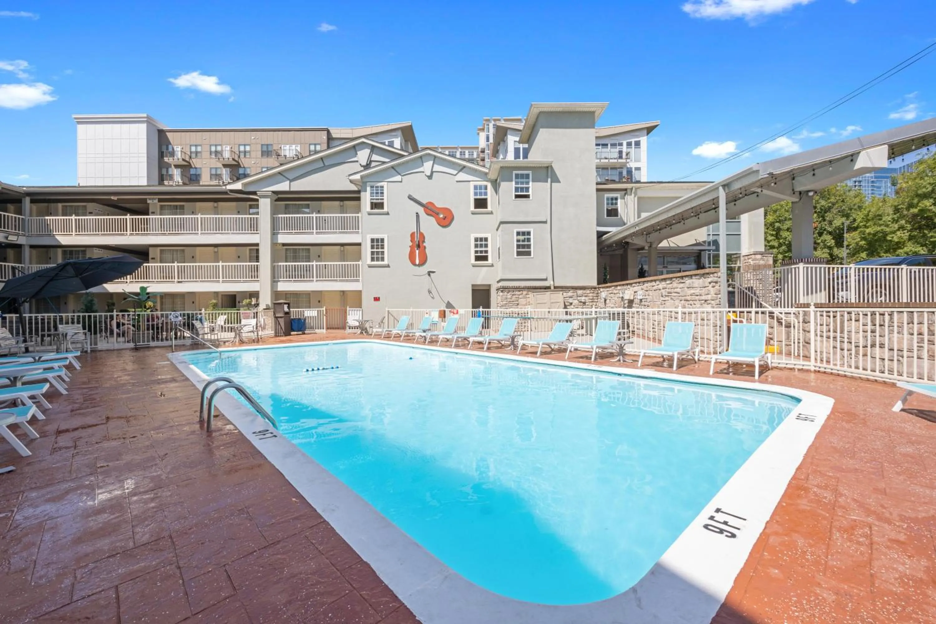 Property building in Comfort Inn Downtown Nashville - Music City Center