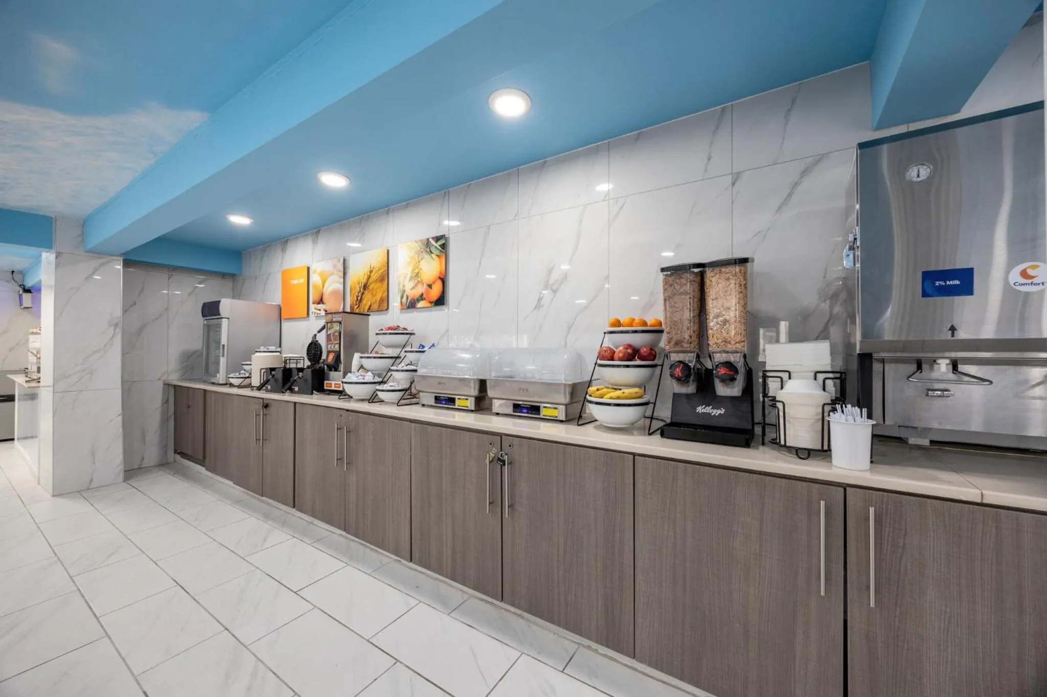 Breakfast in Comfort Inn Downtown Nashville - Music City Center