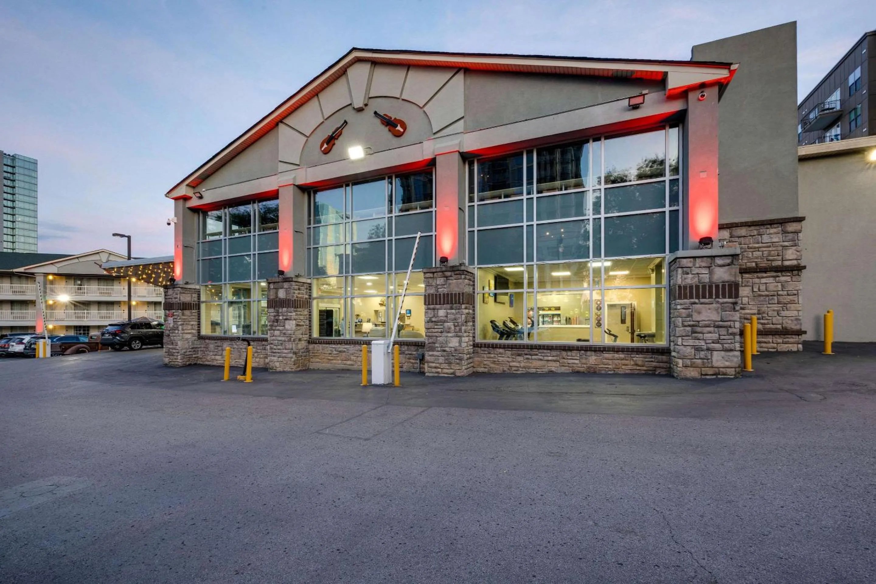 Property building in Comfort Inn Downtown Nashville - Music City Center