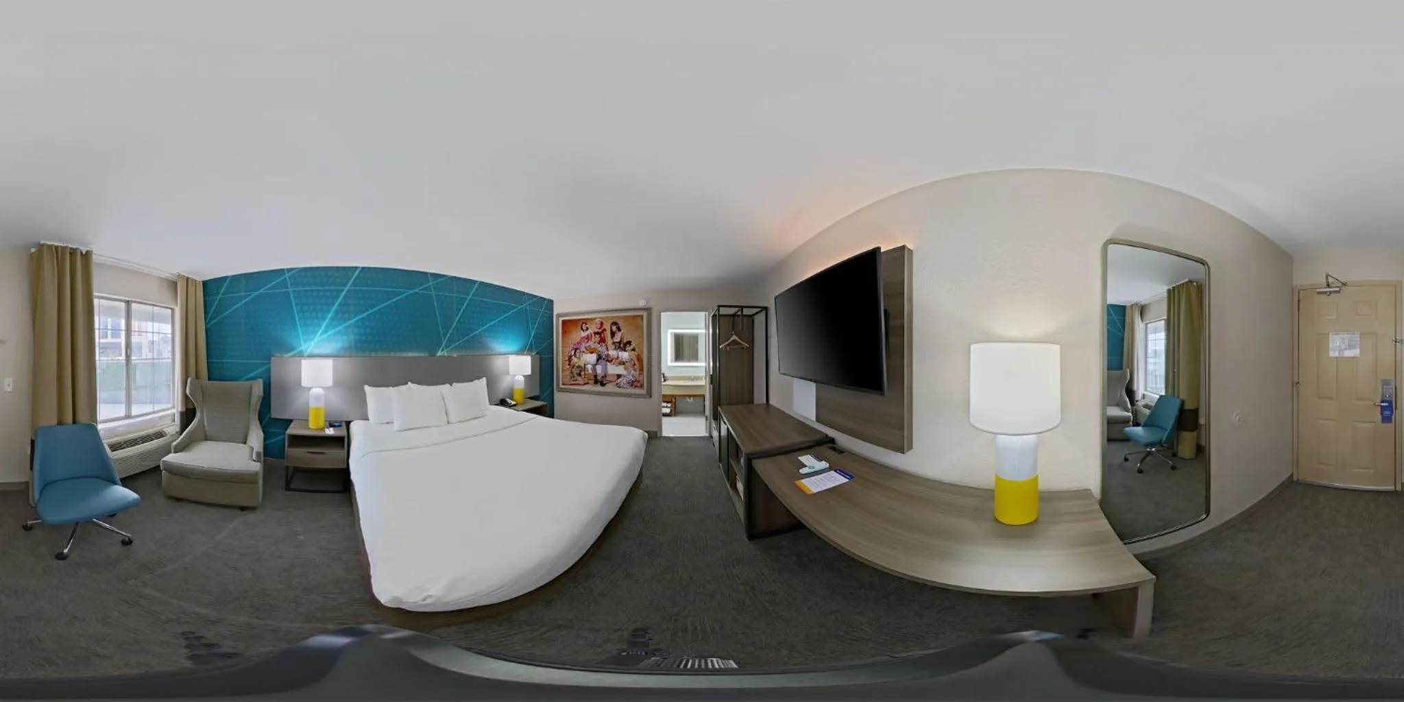 TV and multimedia in Comfort Inn Downtown Nashville - Music City Center