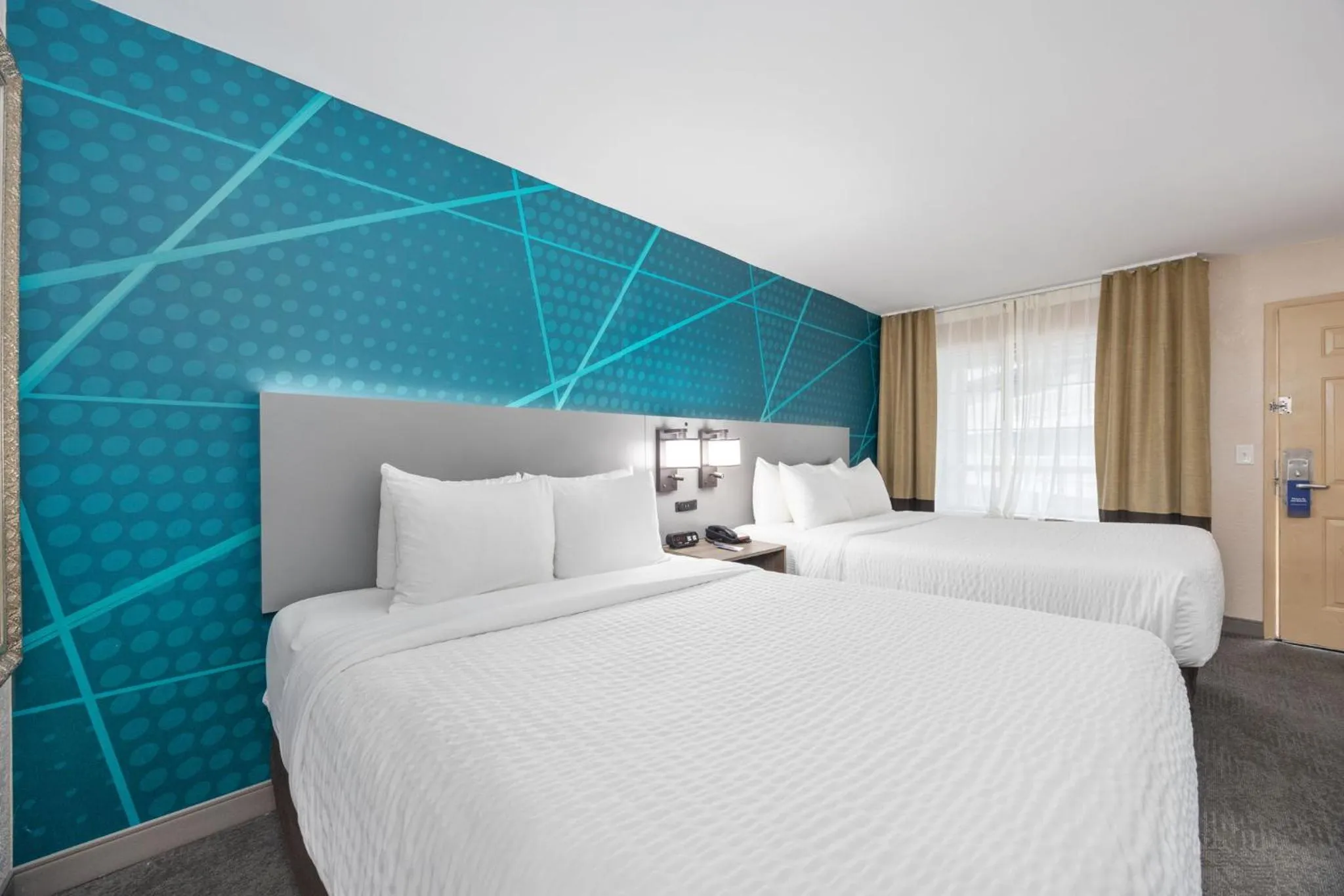 Bed in Comfort Inn Downtown Nashville - Music City Center