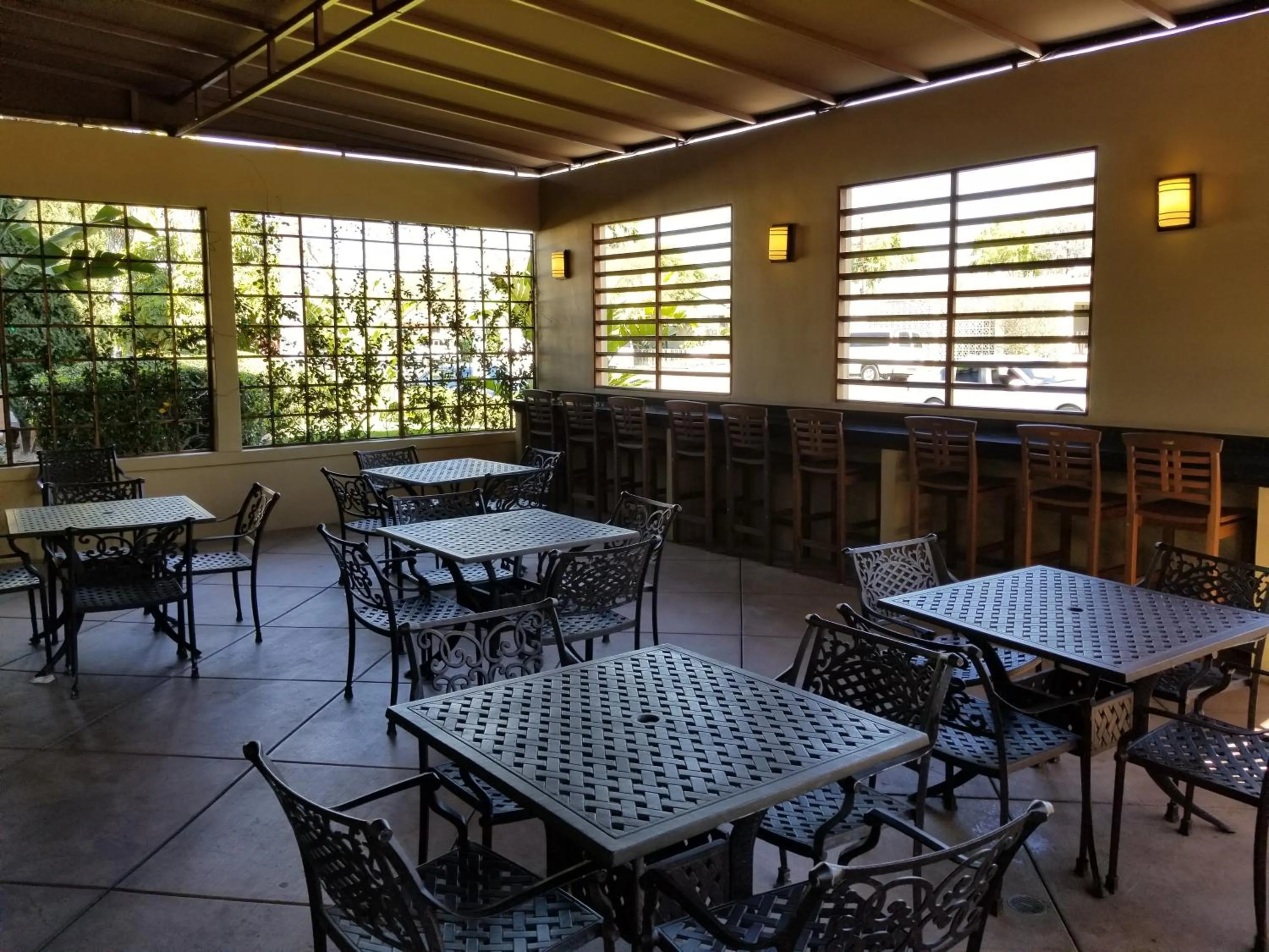 Breakfast in Quality Inn & Suites Anaheim Maingate