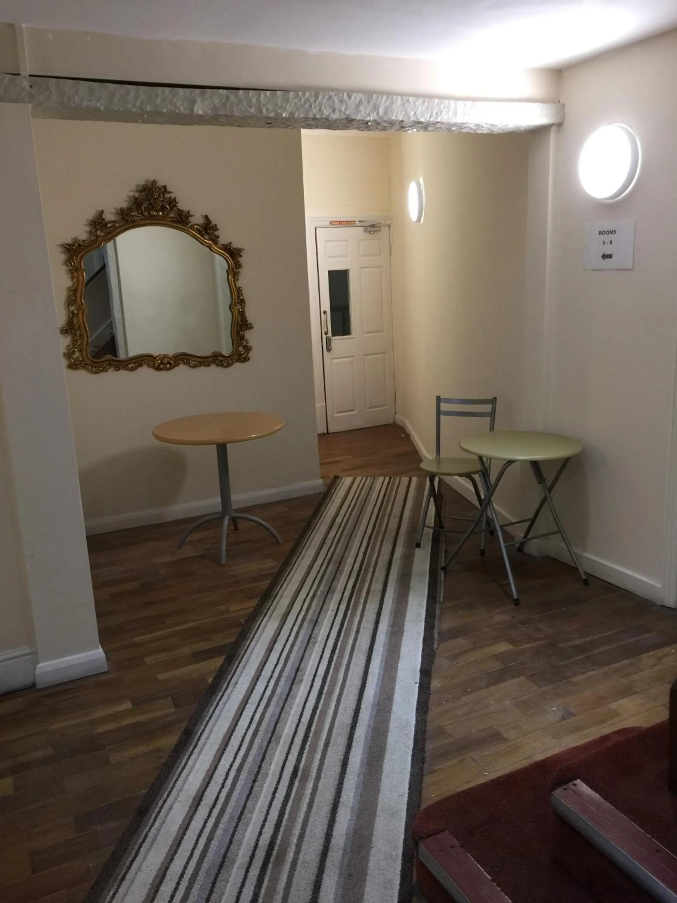 Lounge or bar in The Tudor House Hotel