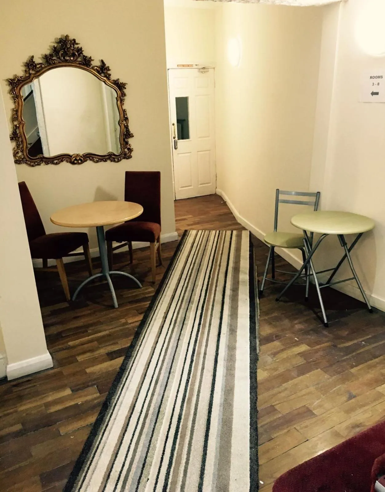 Lounge or bar in The Tudor House Hotel