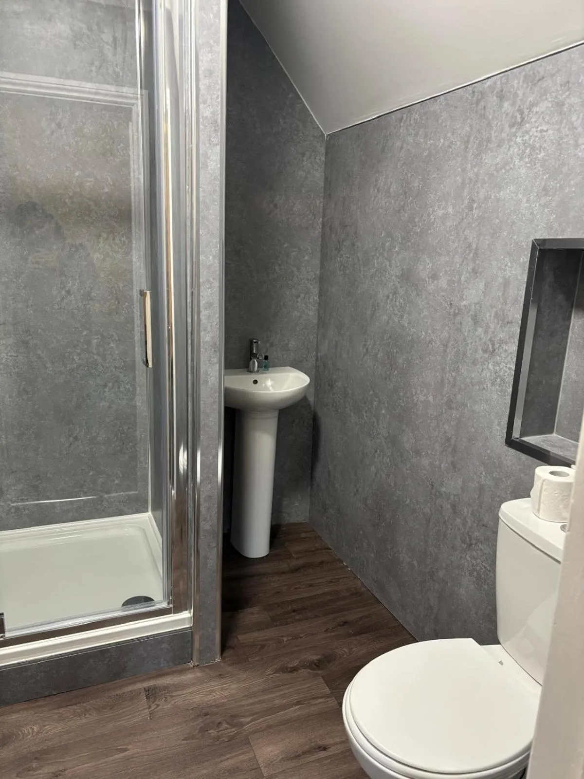 The Tudor House Hotel