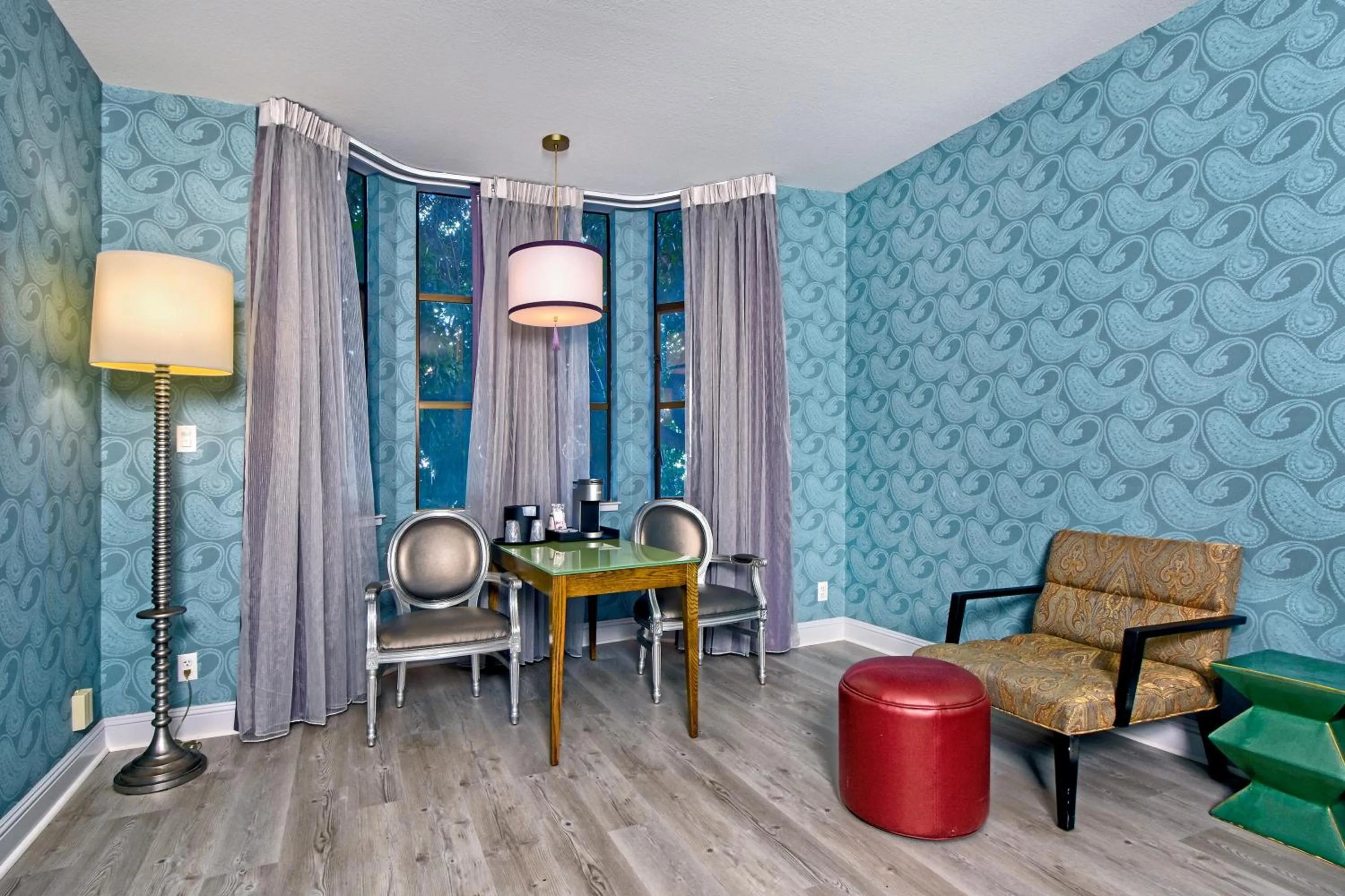 Seating area in Hotel Fiona