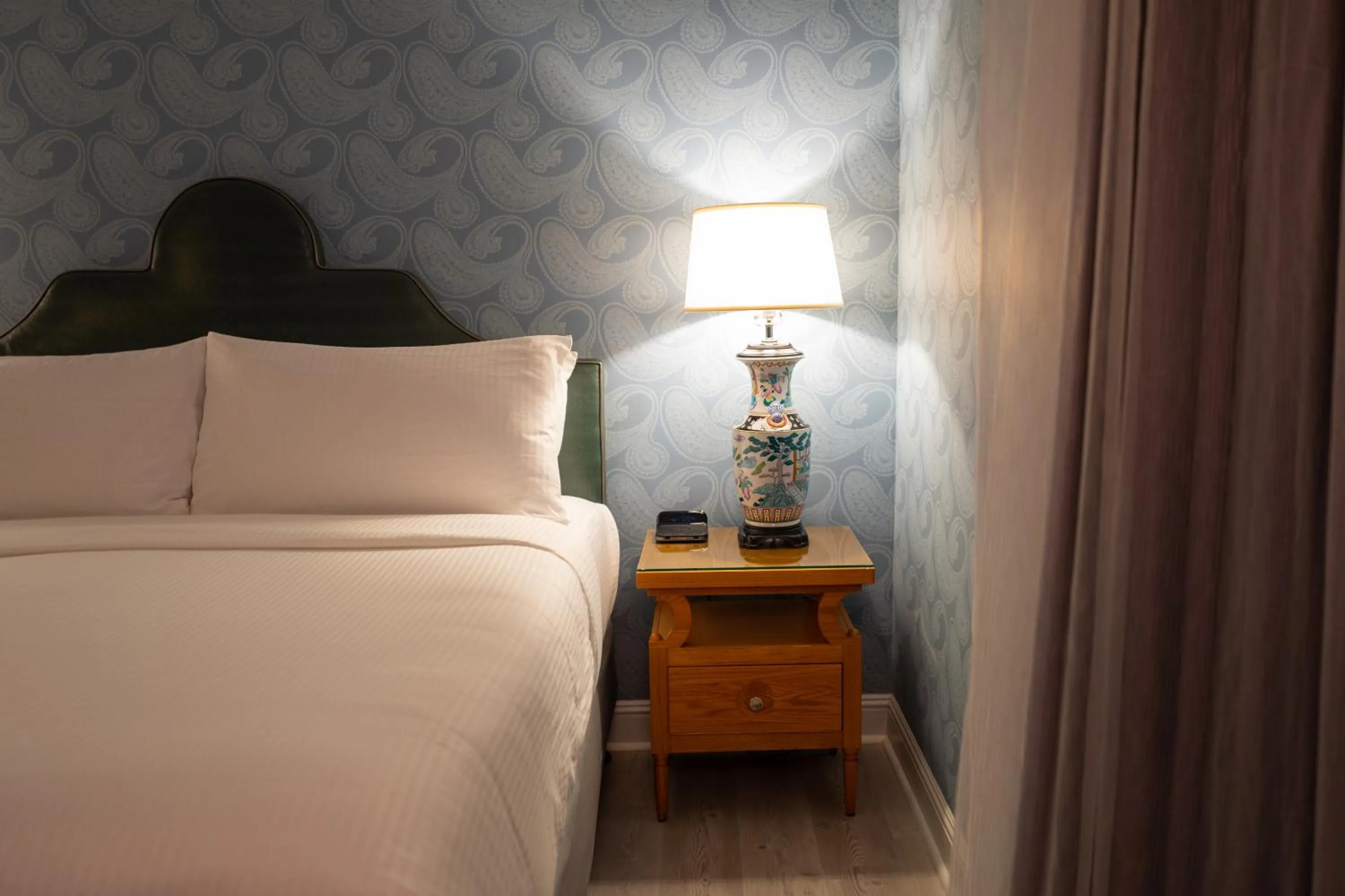 Bedroom, Bed in Hotel Fiona