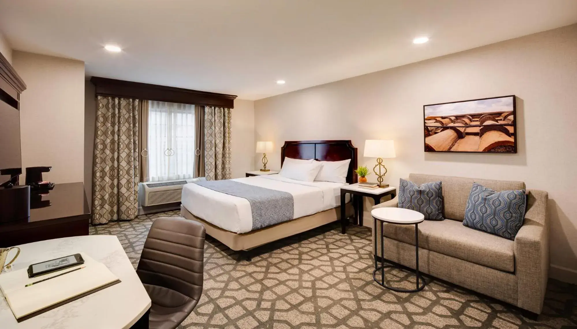 King Room - Disability Access in Ayres Hotel Redlands - Loma Linda King Room - Disability Access in Ayres Hotel Redlands - Loma Linda