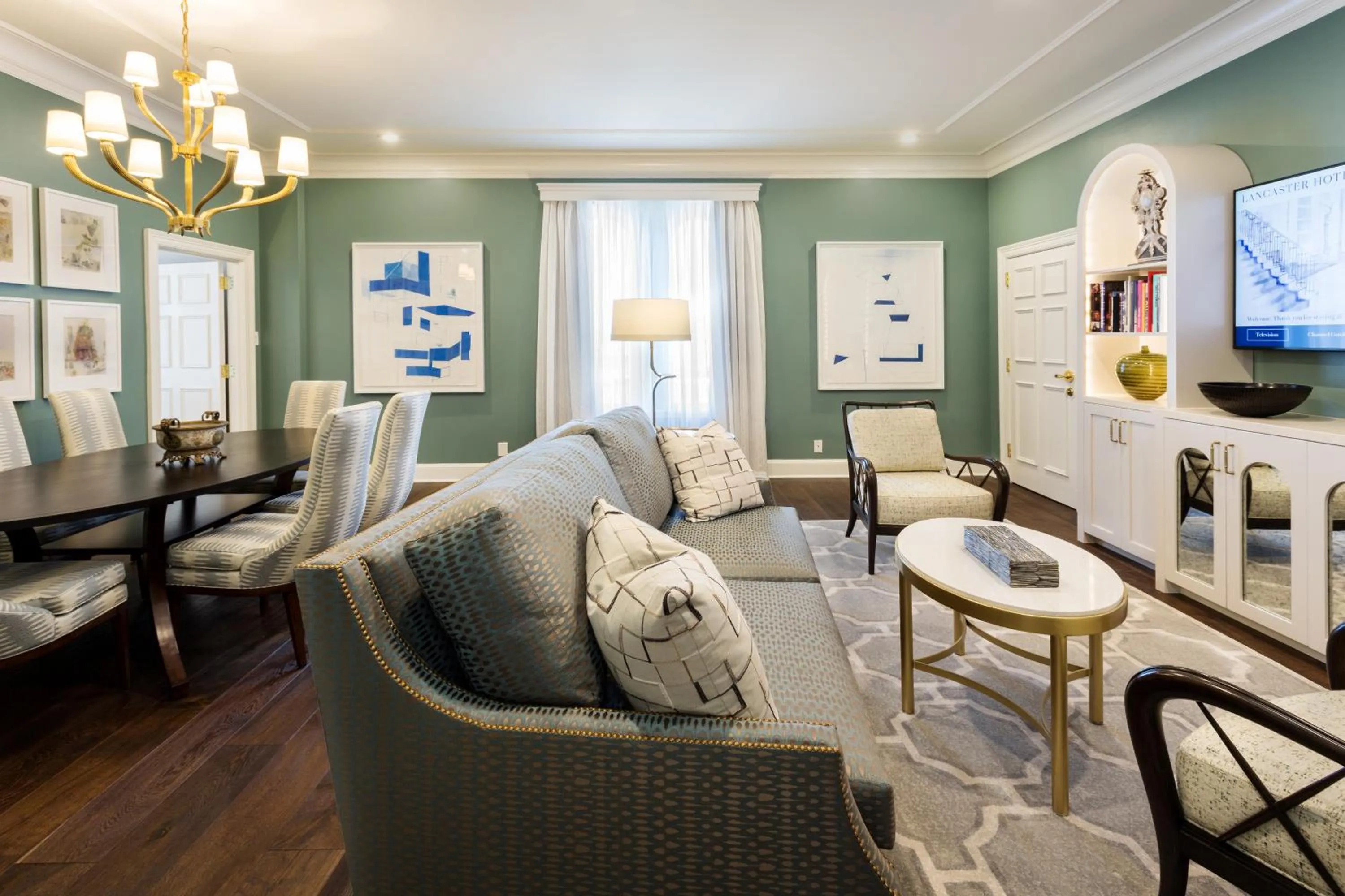 TV and multimedia in The Lancaster Hotel