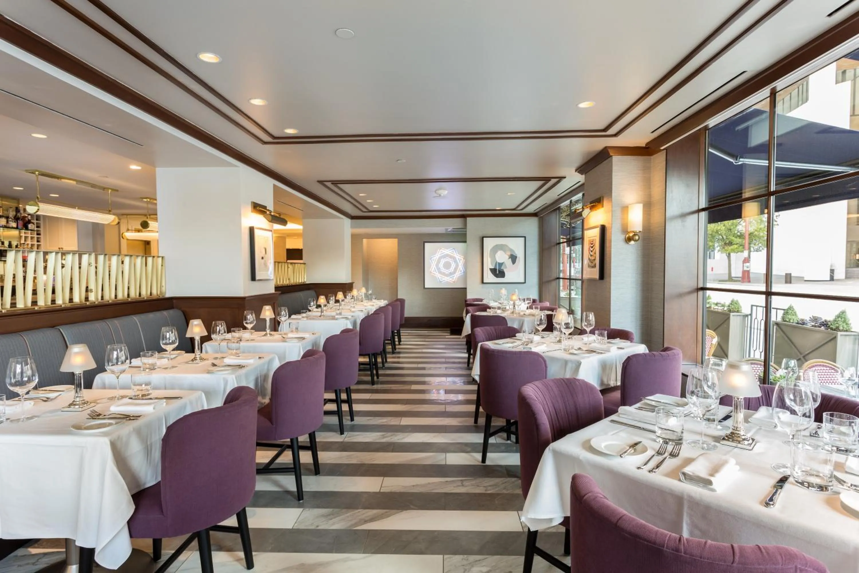 Restaurant/places to eat in The Lancaster Hotel