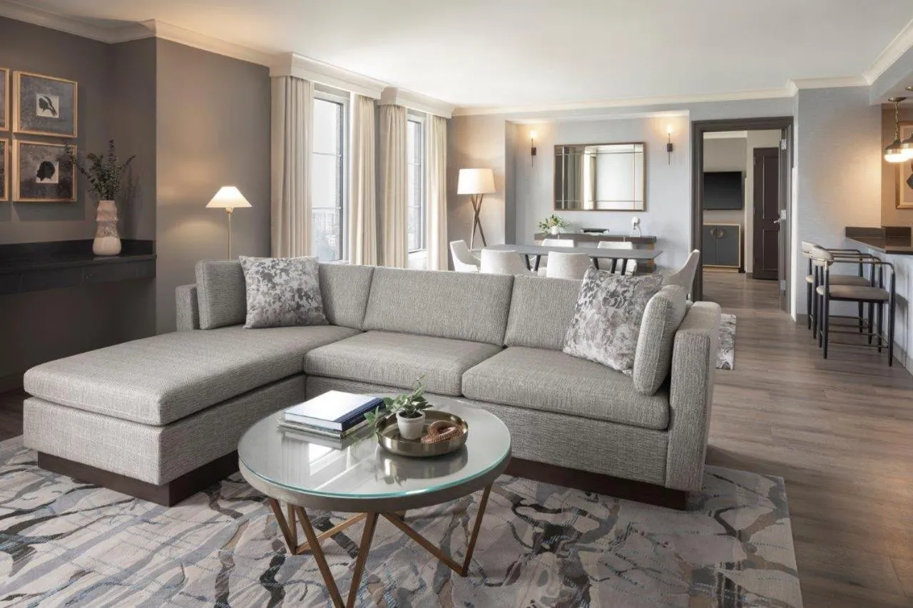Seating area in Grand Hyatt Atlanta in Buckhead