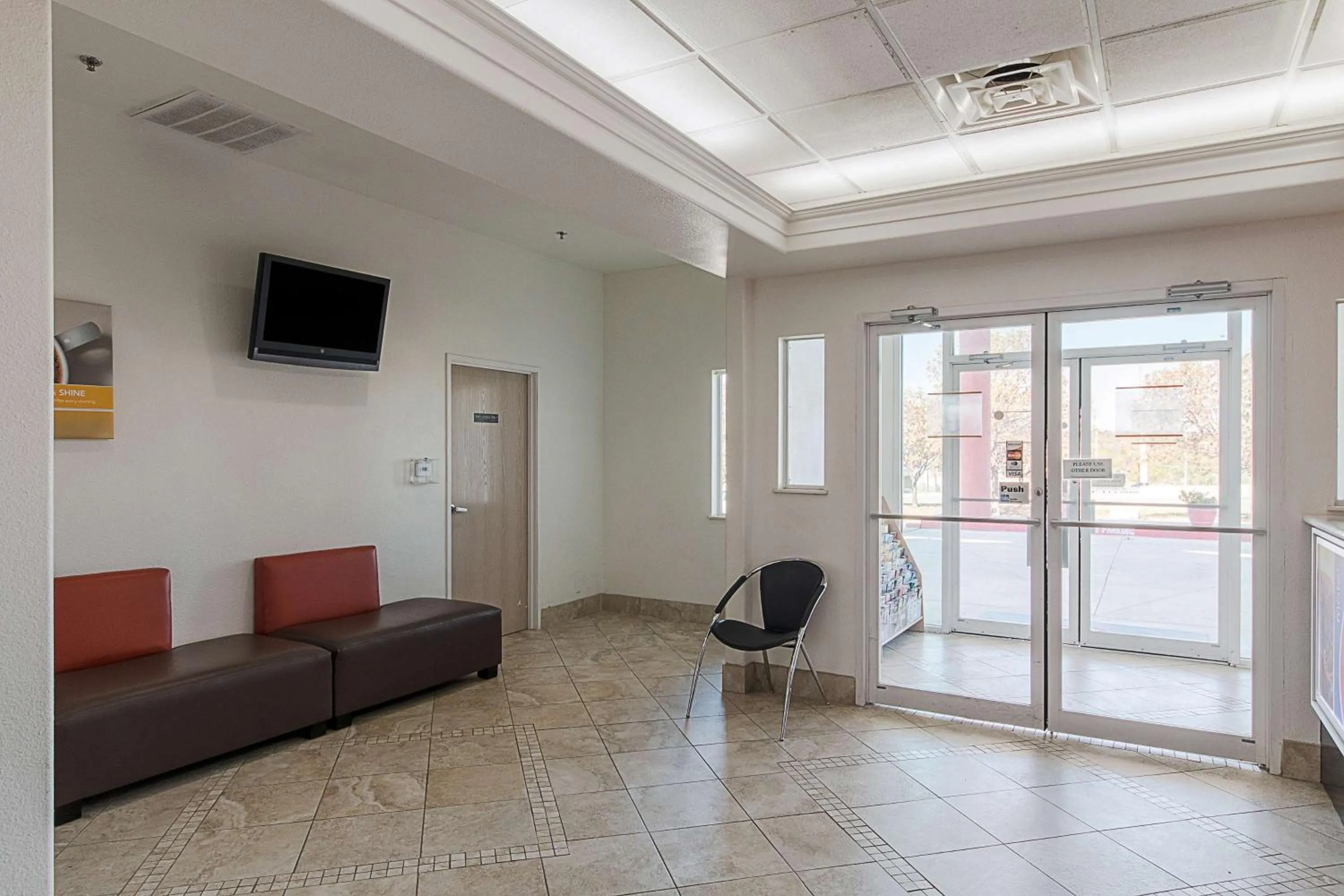 Lobby or reception in Motel 6-San Antonio, TX - Downtown - Alamo Dome