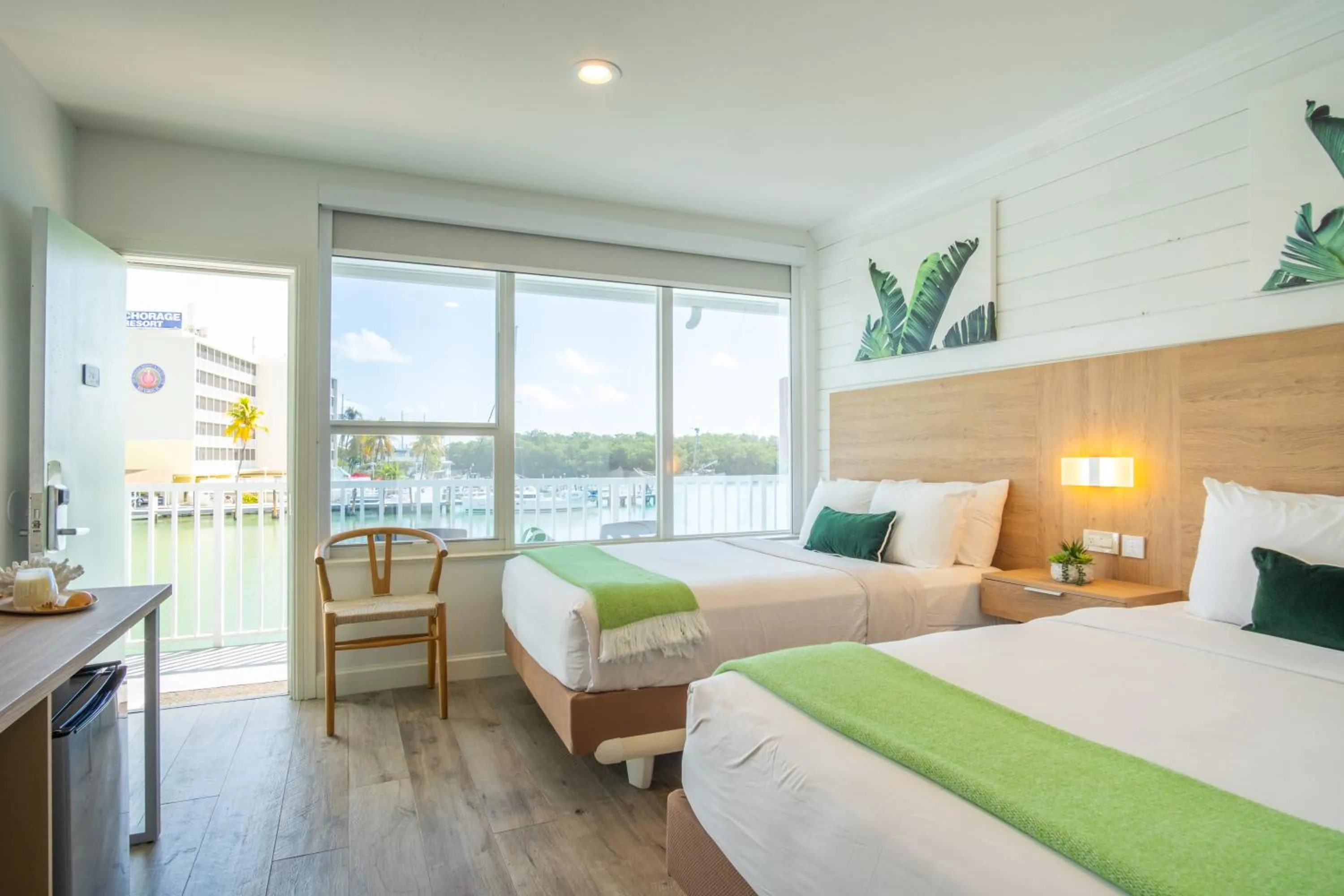 View (from property/room), Bed in Gilbert's Resort