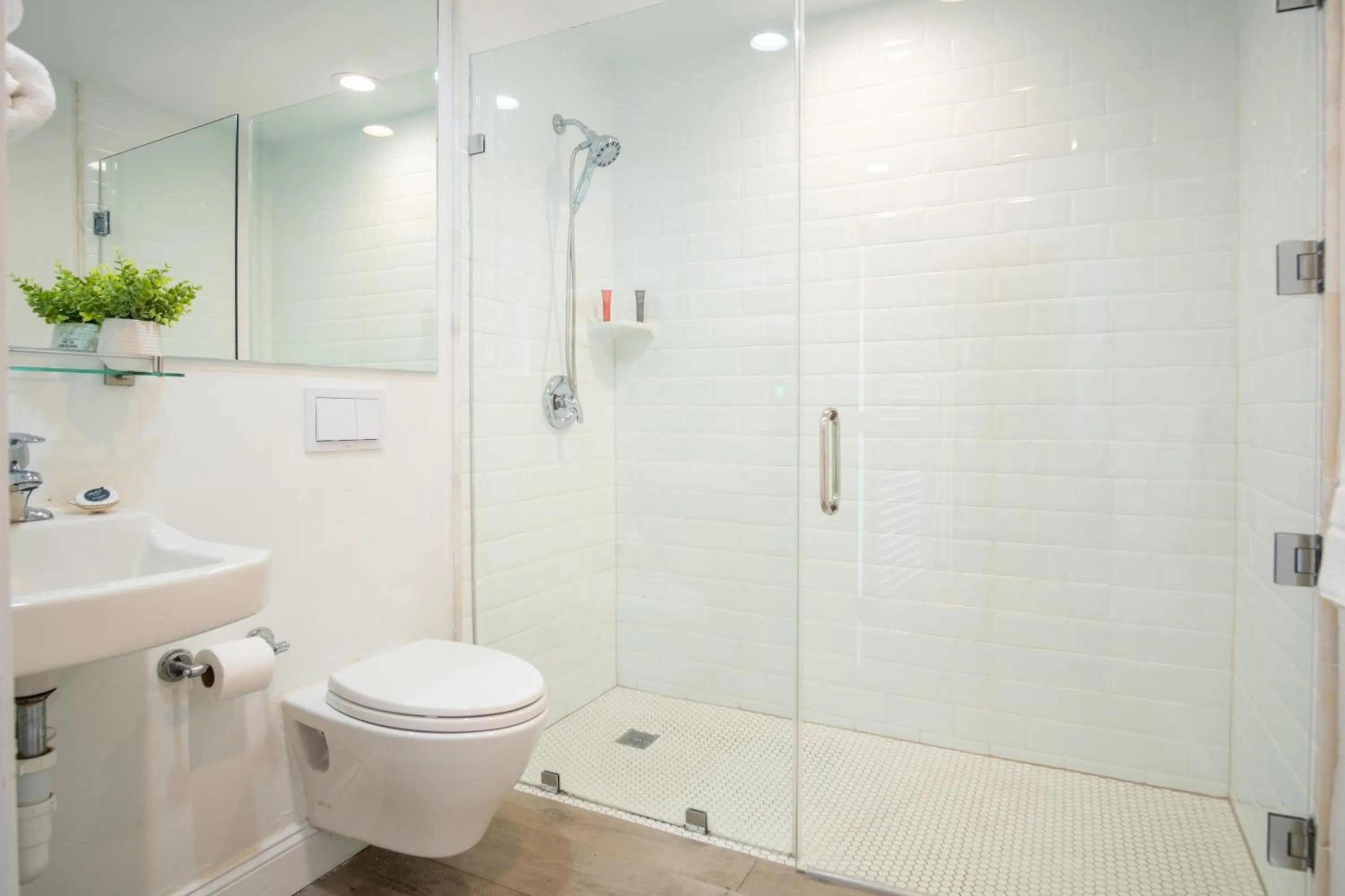 Shower in Gilbert's Resort