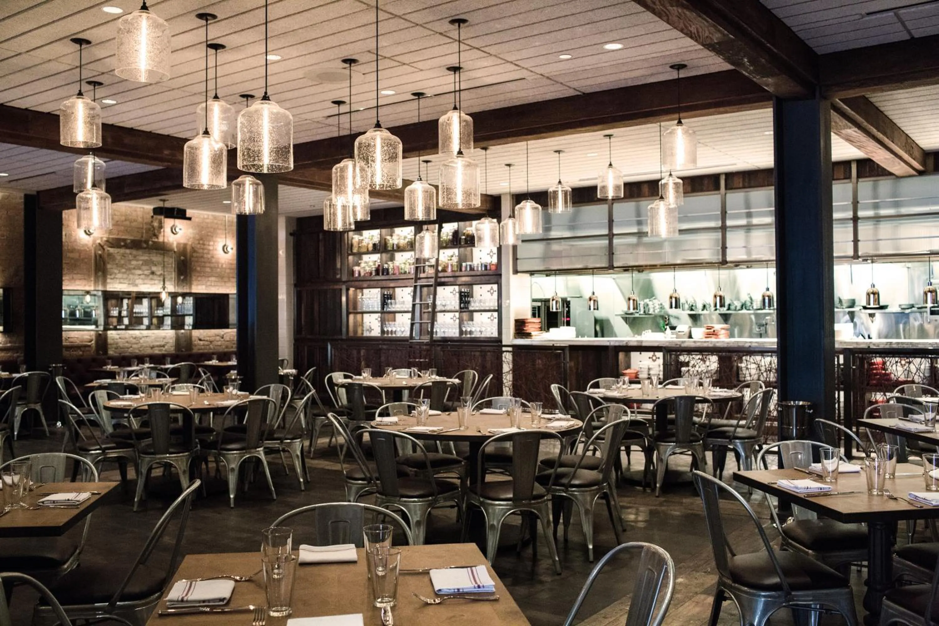 Restaurant/places to eat in The Joule