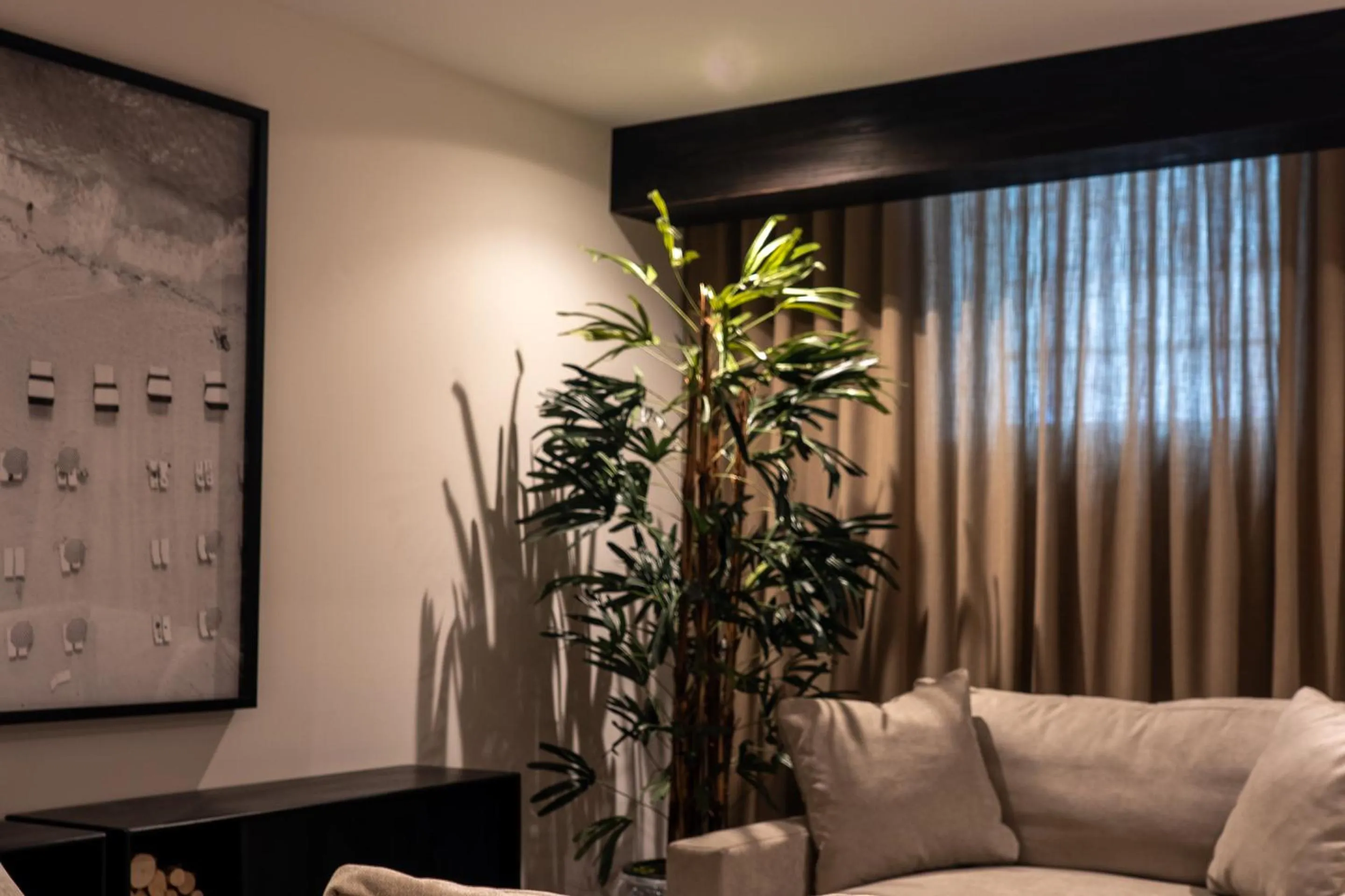 Seating area in Nassau Suite South Beach, an All Suite Hotel