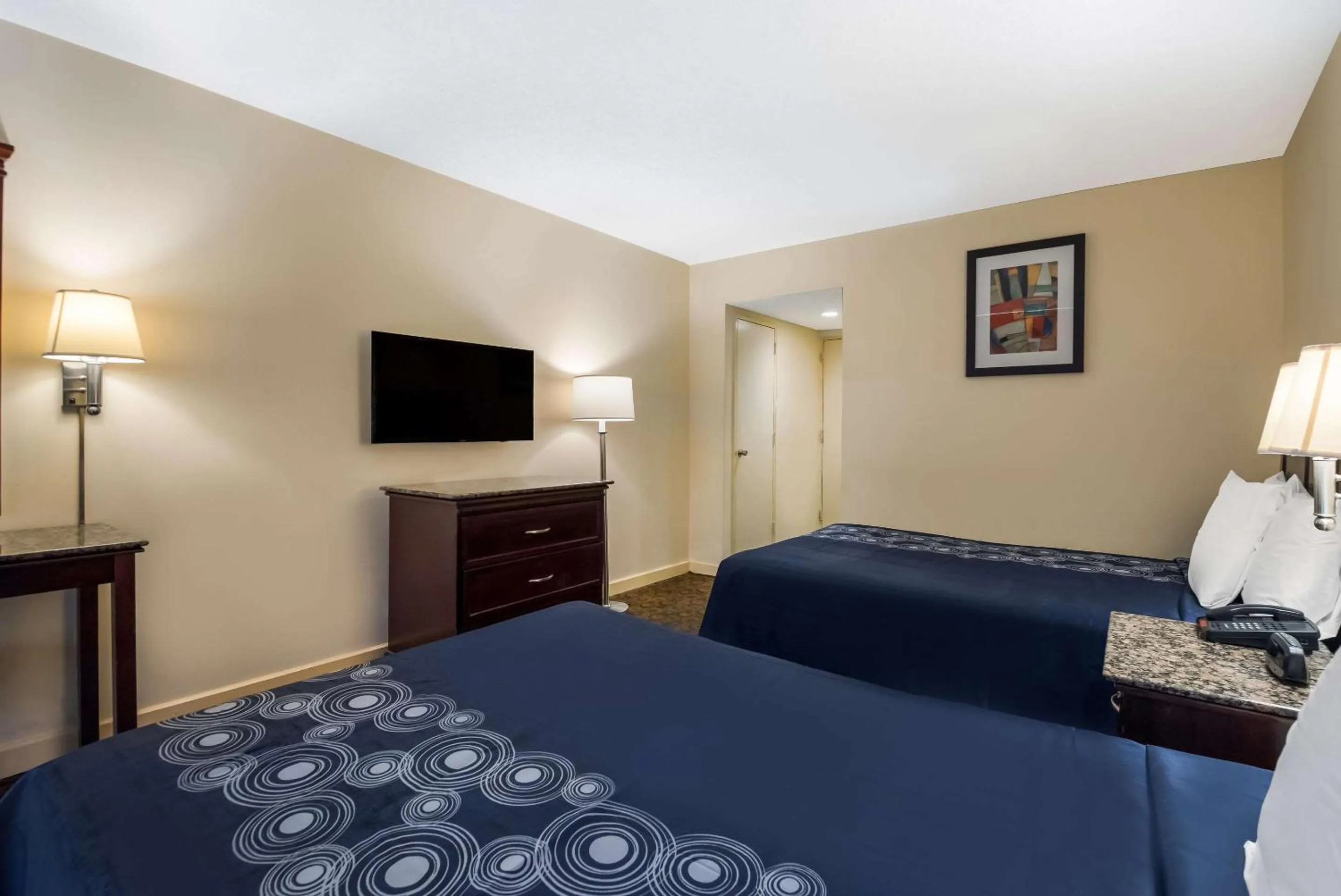 Bedroom, Bed in Rodeway Inn