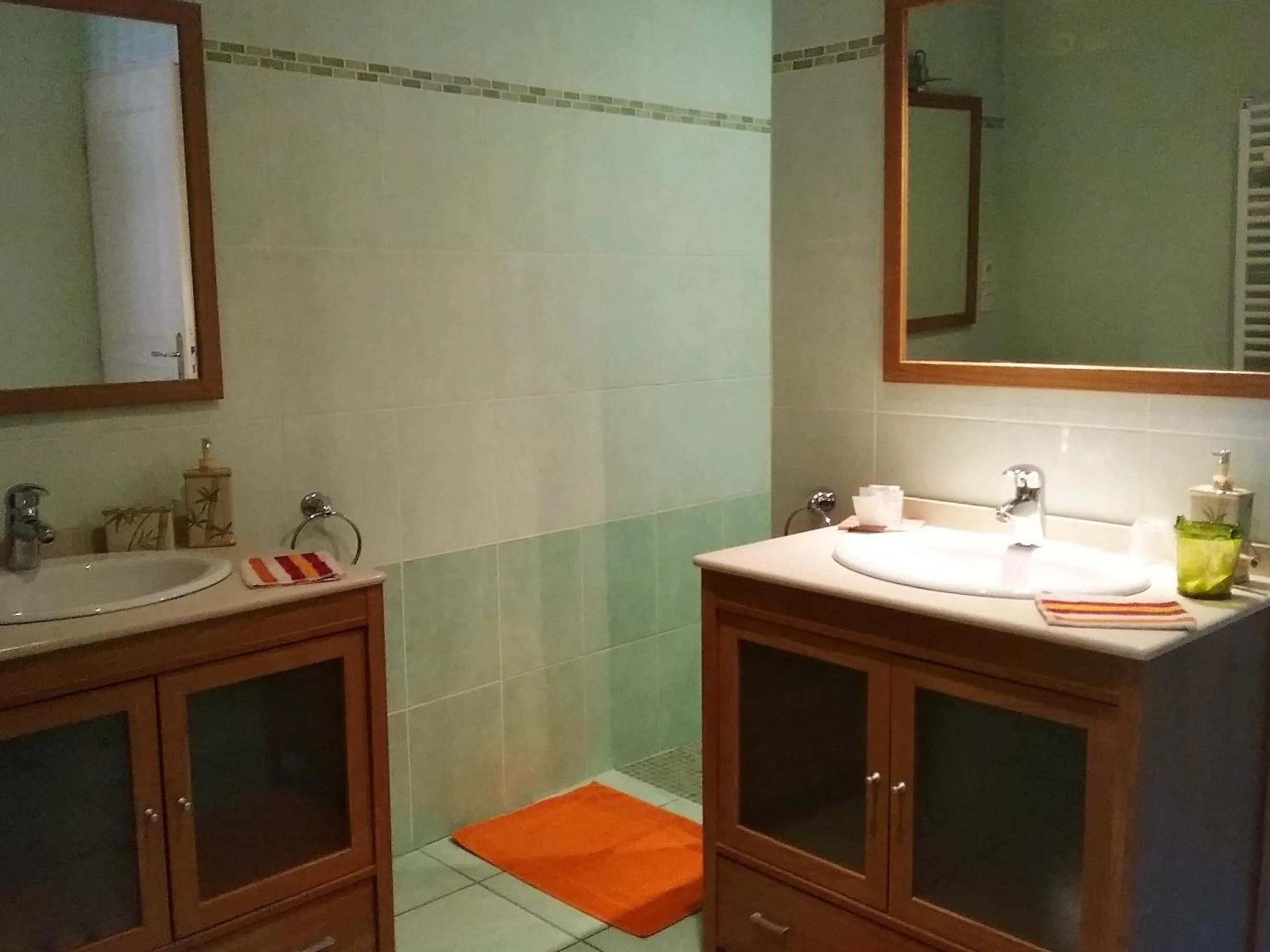 Property building in Les Chambres de la Nied