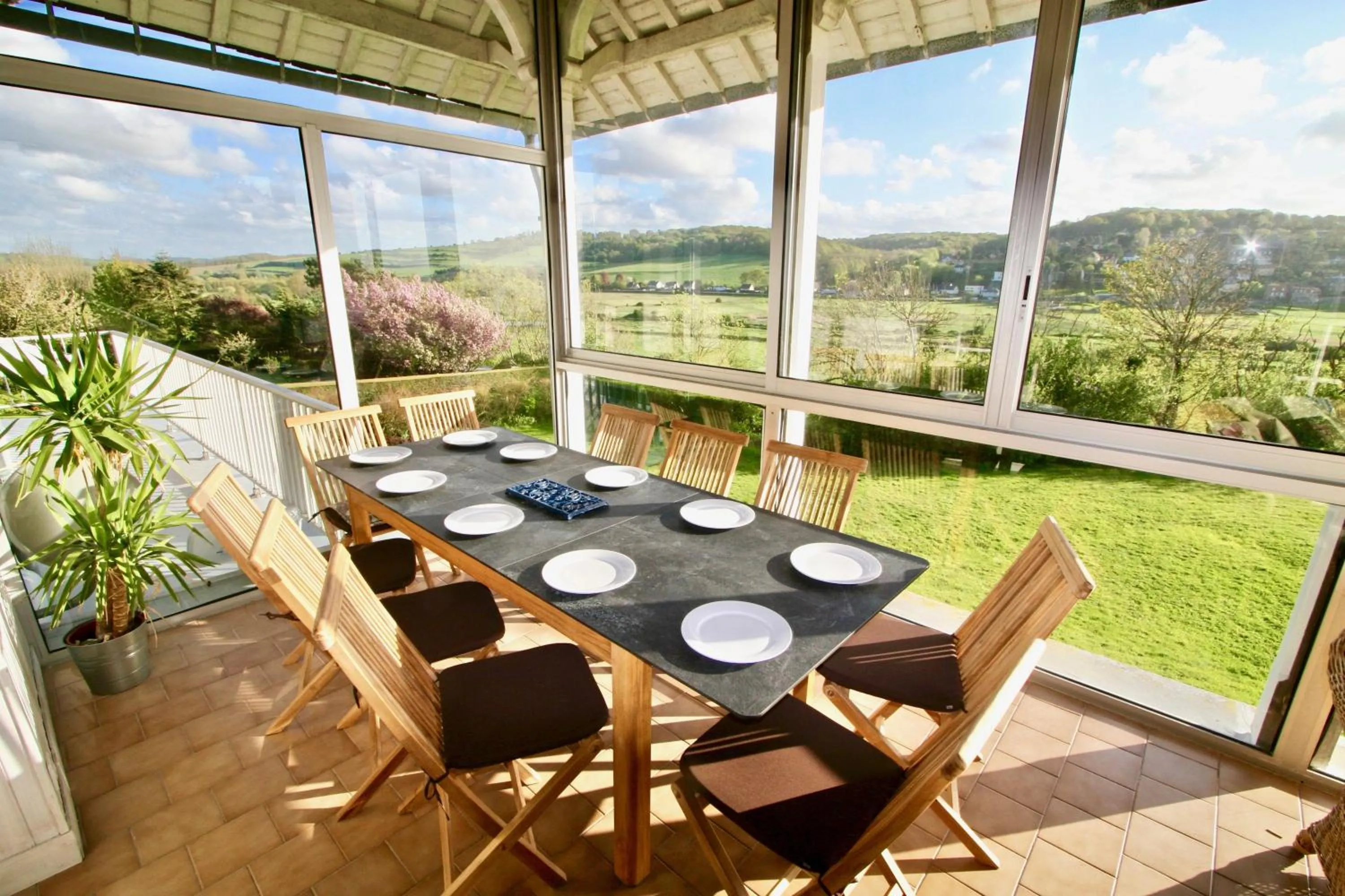 Patio in The Old Fenwick House