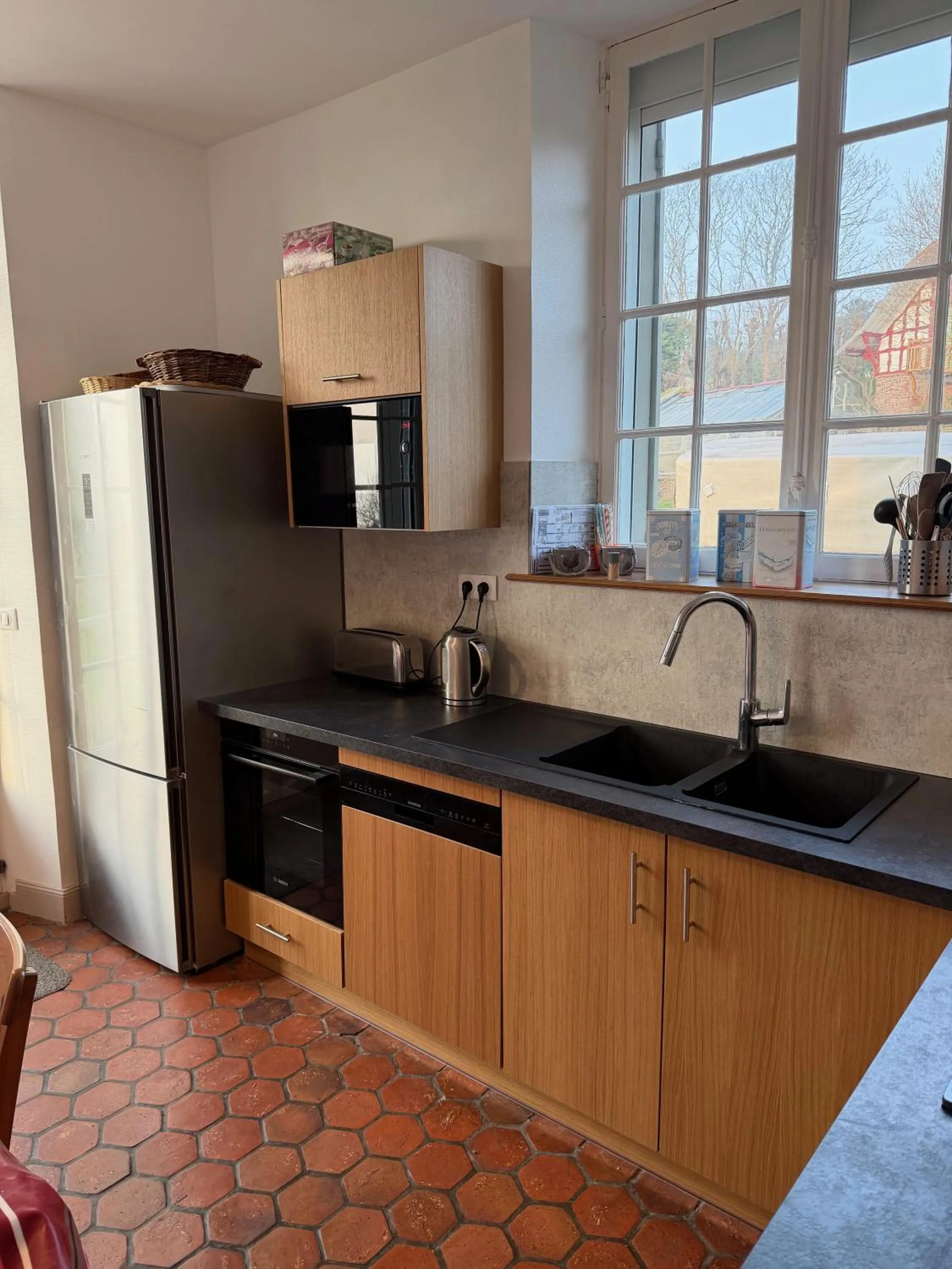oven in The Old Fenwick House