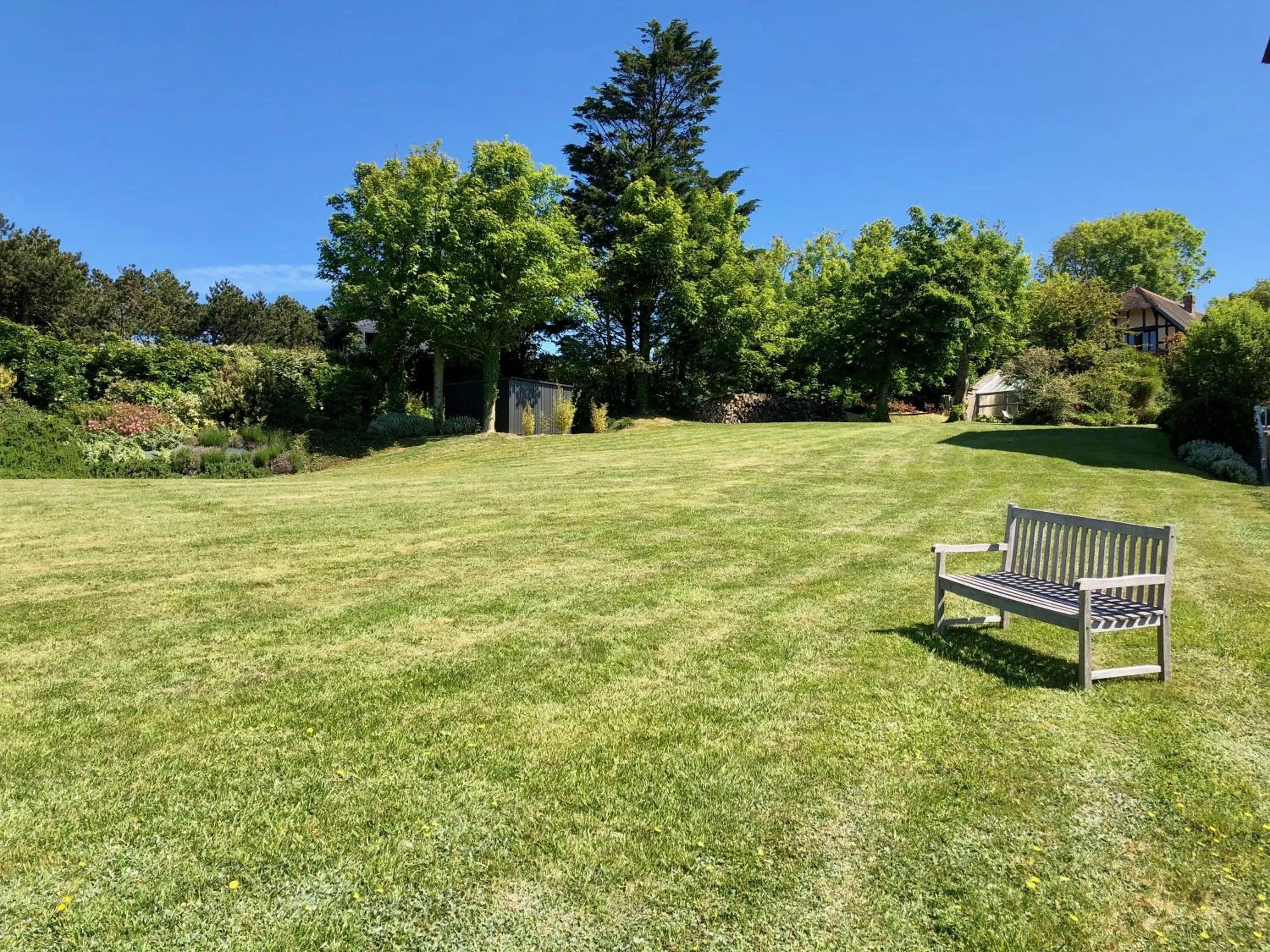 Garden in The Old Fenwick House