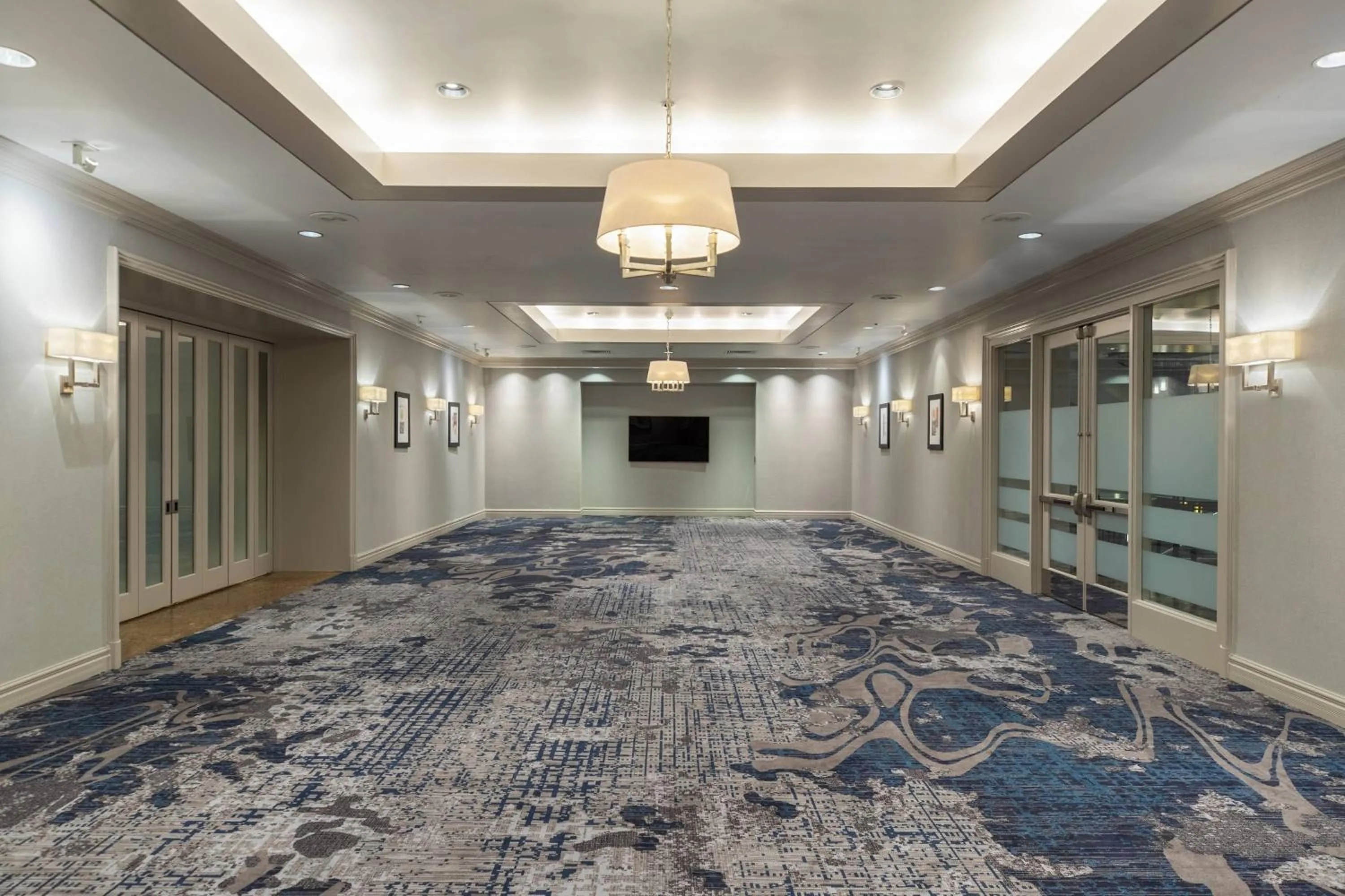 Meeting/conference room in Renaissance Chicago Downtown Hotel