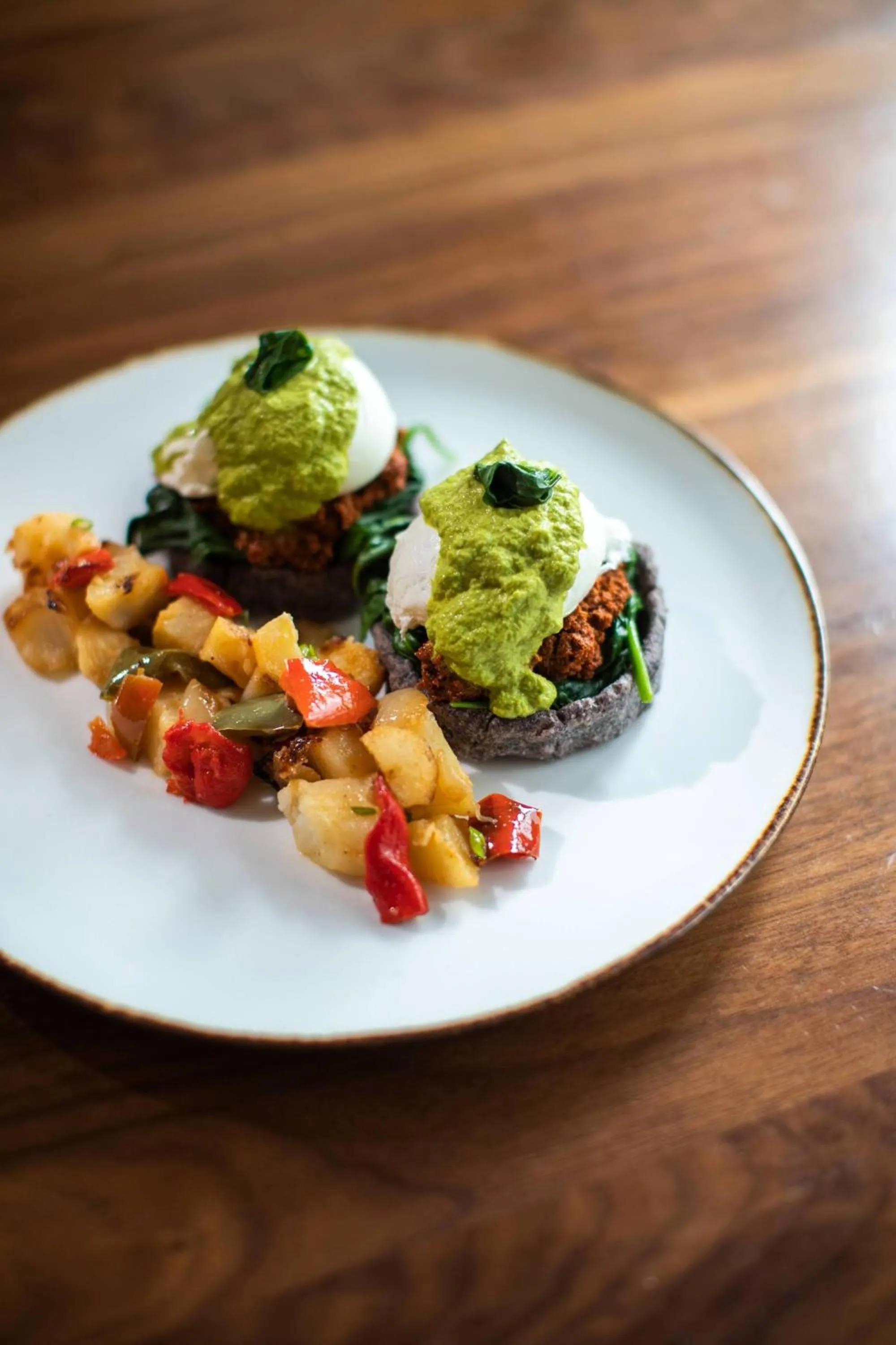 Lounge or bar in Renaissance Chicago Downtown Hotel