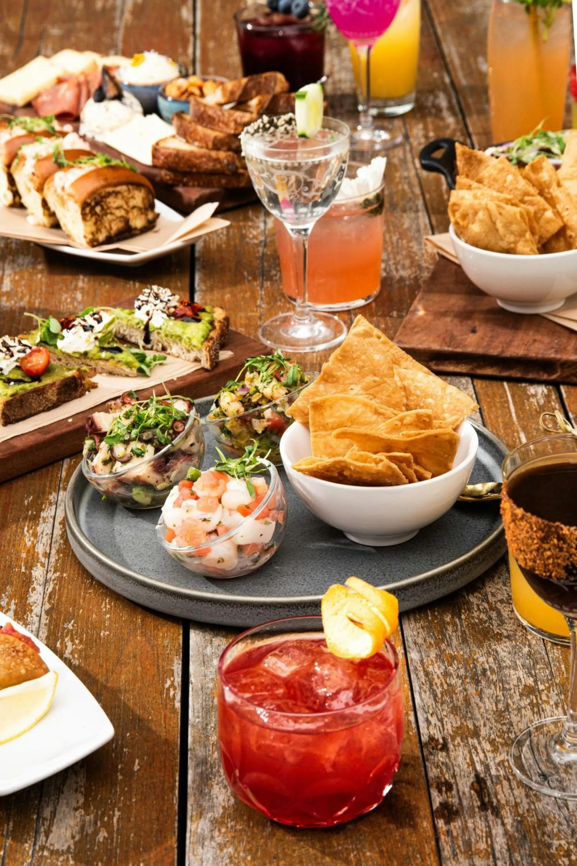 Restaurant/places to eat in Renaissance Chicago Downtown Hotel