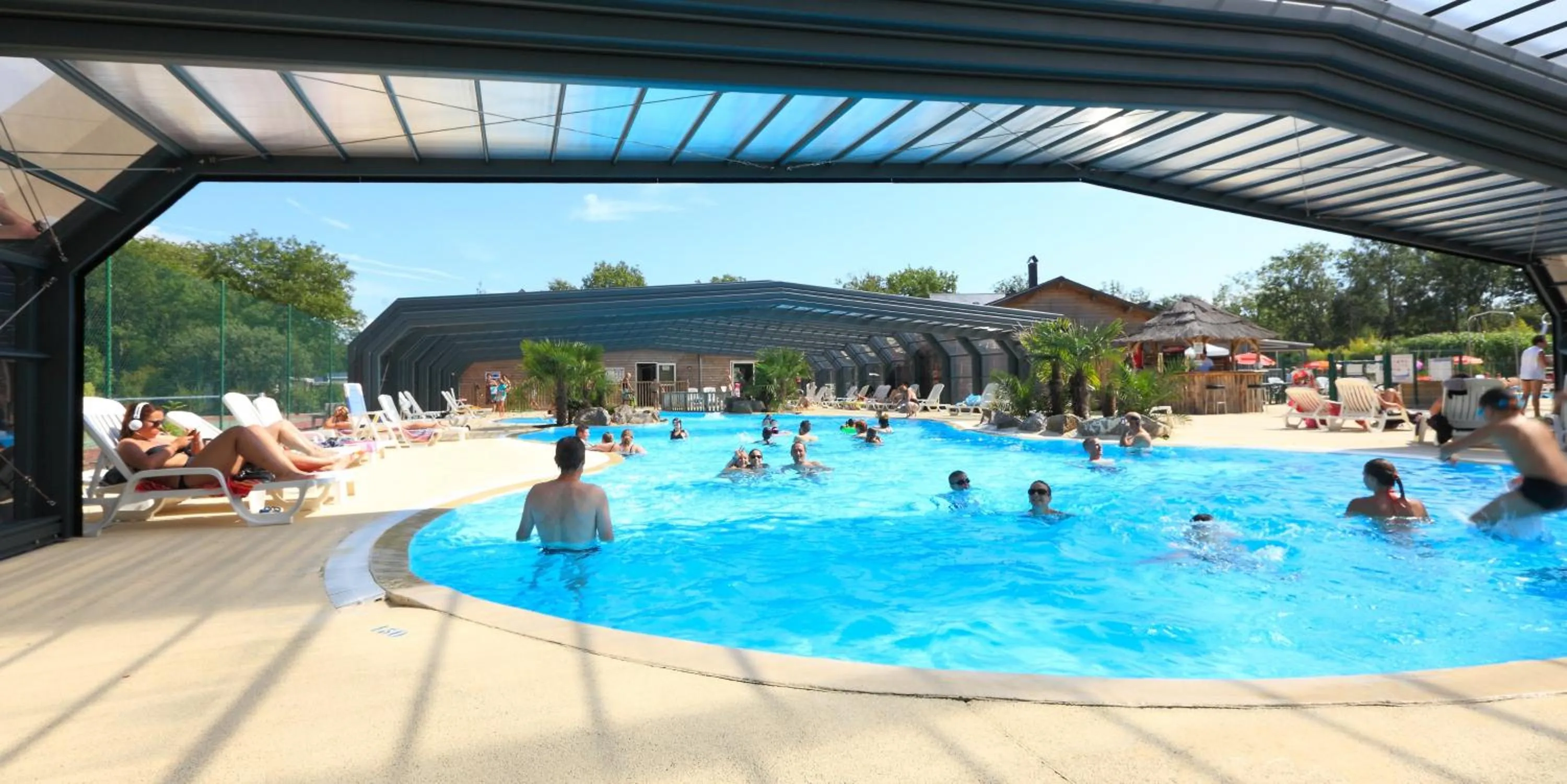 Swimming pool in Domaine de Diane