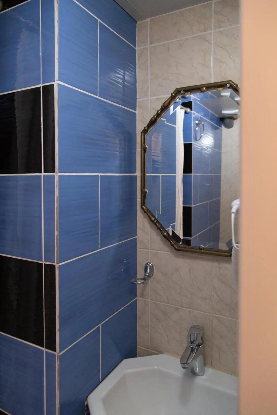 Shower in Poseidon Apartments and Villas by the Sea