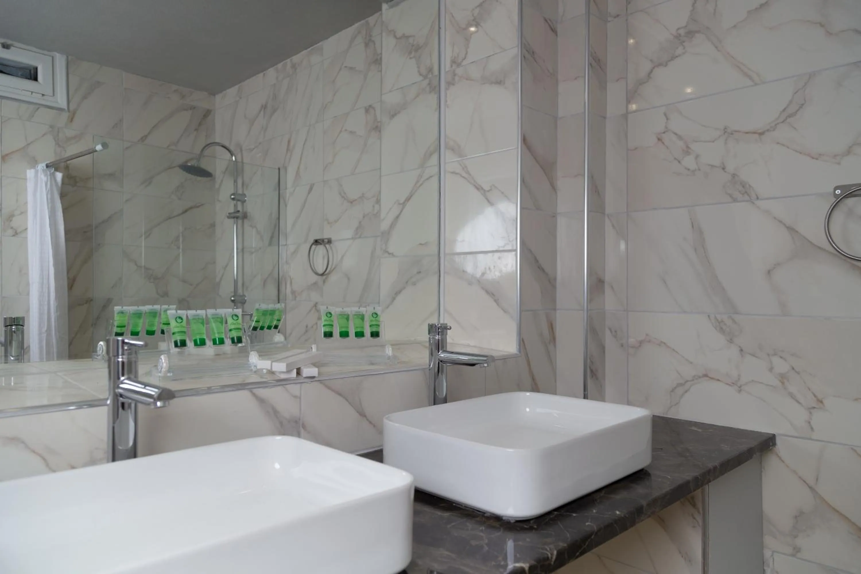 Poseidon Apartments and Villas by the Sea