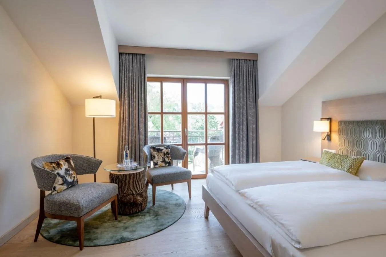 Photo of the whole room, Bed in Landgasthof Kammbräu