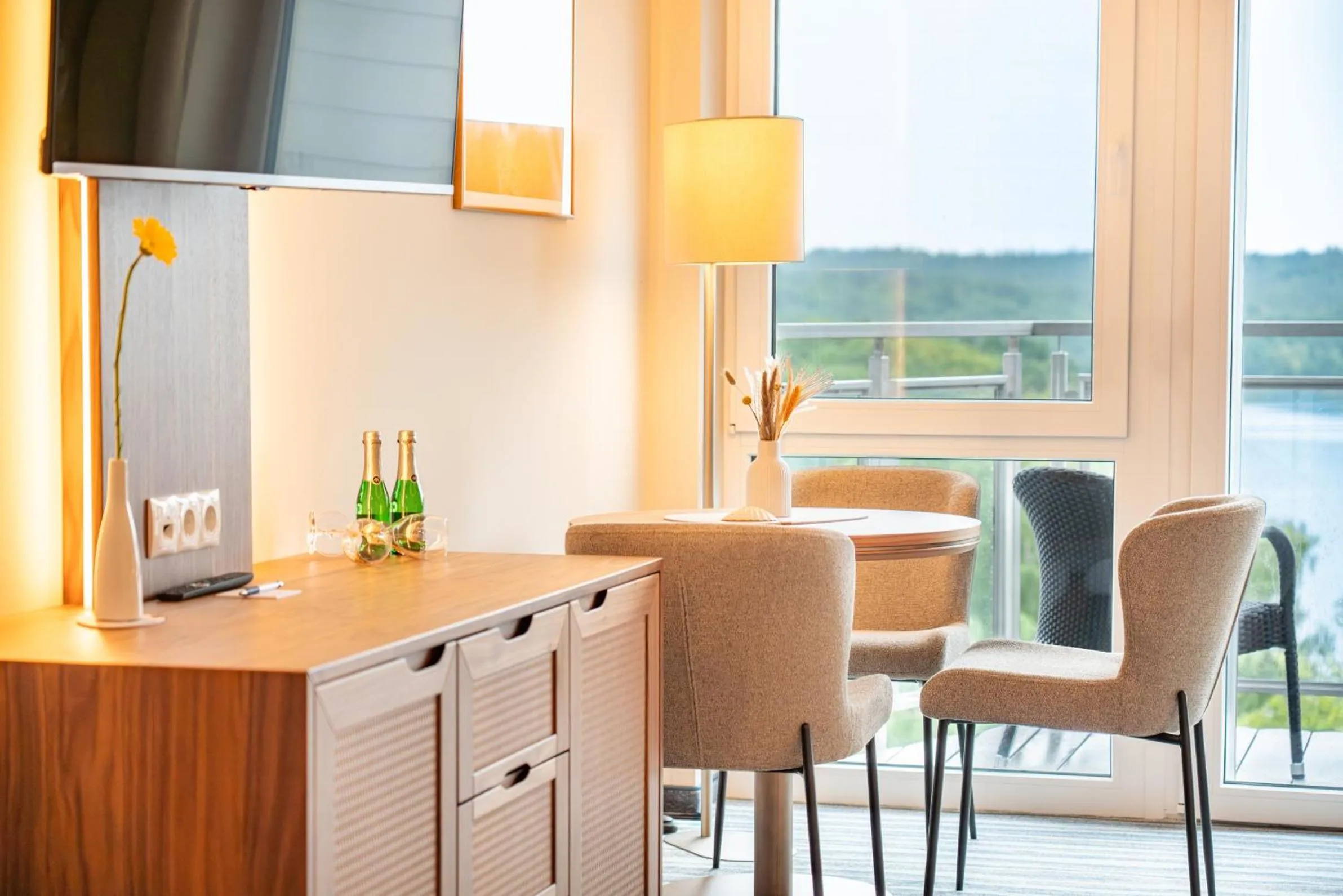 Seating area in Strandhotel Seerose