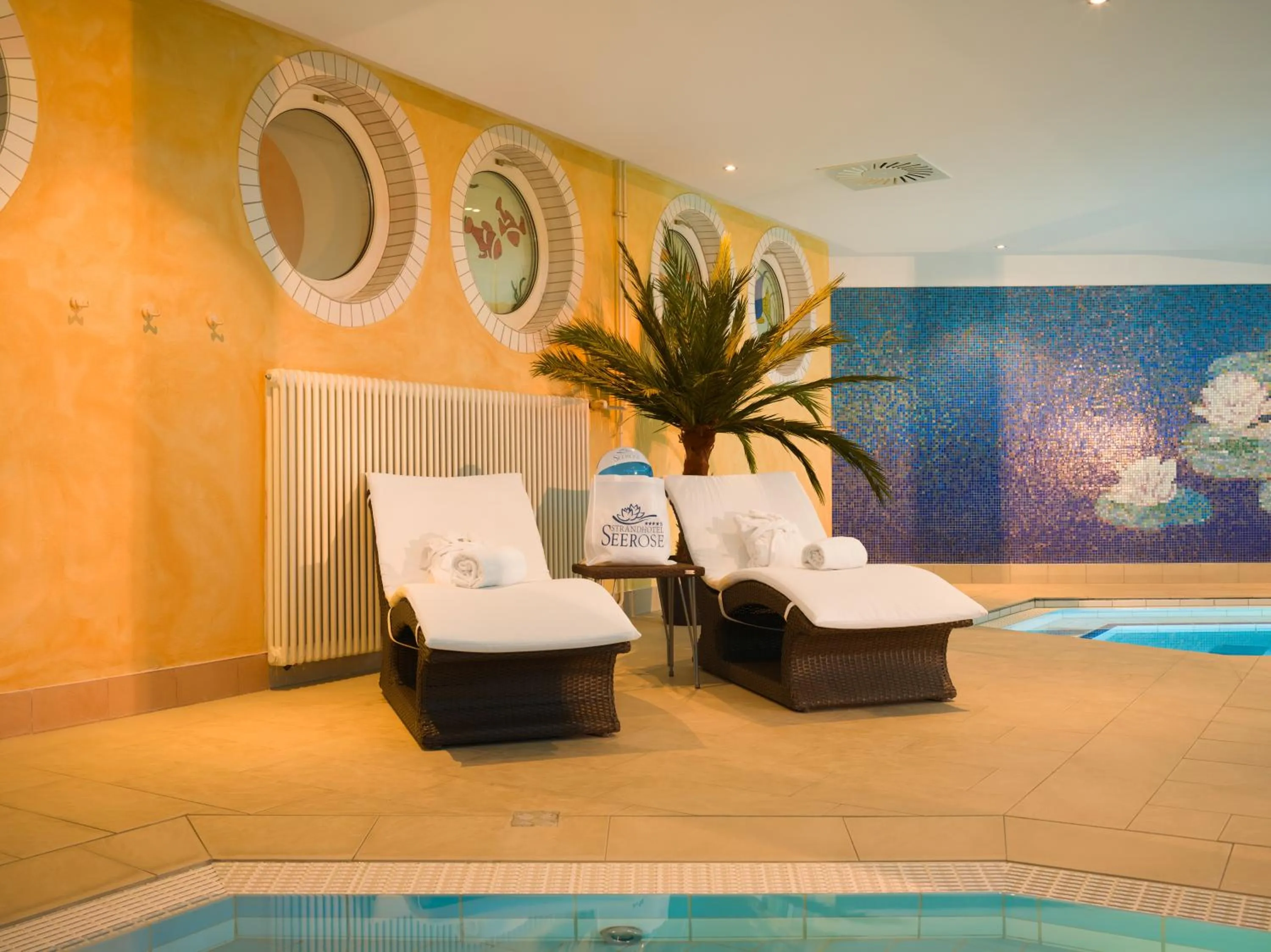 Hot Tub in Strandhotel Seerose